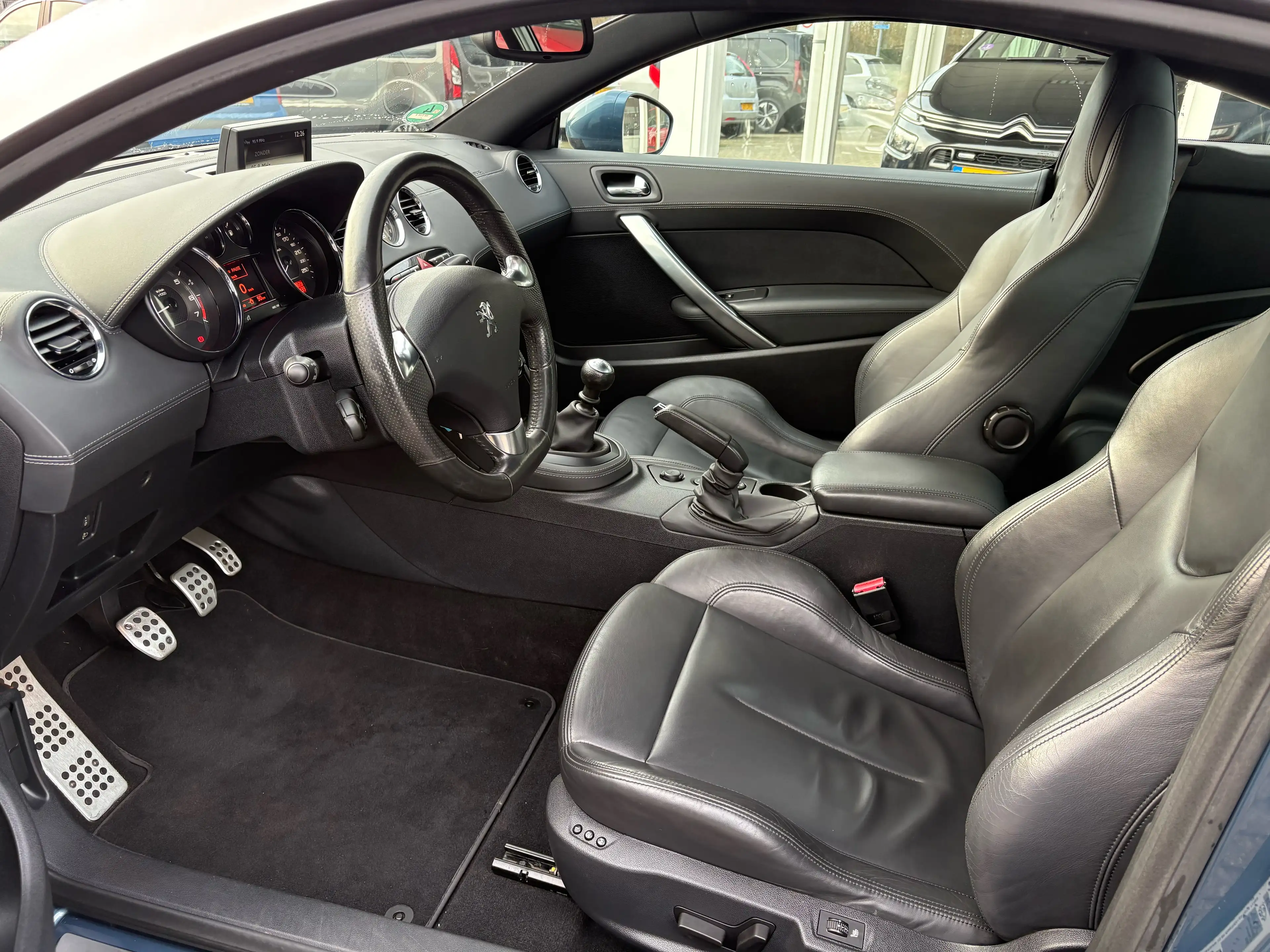 Peugeot RCZ 1.6 THP, nieuwe ketting, 18 inch — photo 4