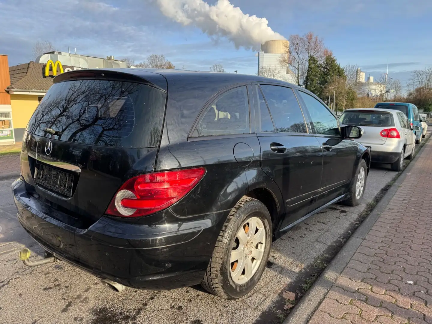 Mercedes-Benz R 350 4MATIC NAVI/6-SITZER/MOTOR-PROBLEM! Schwarz - 2