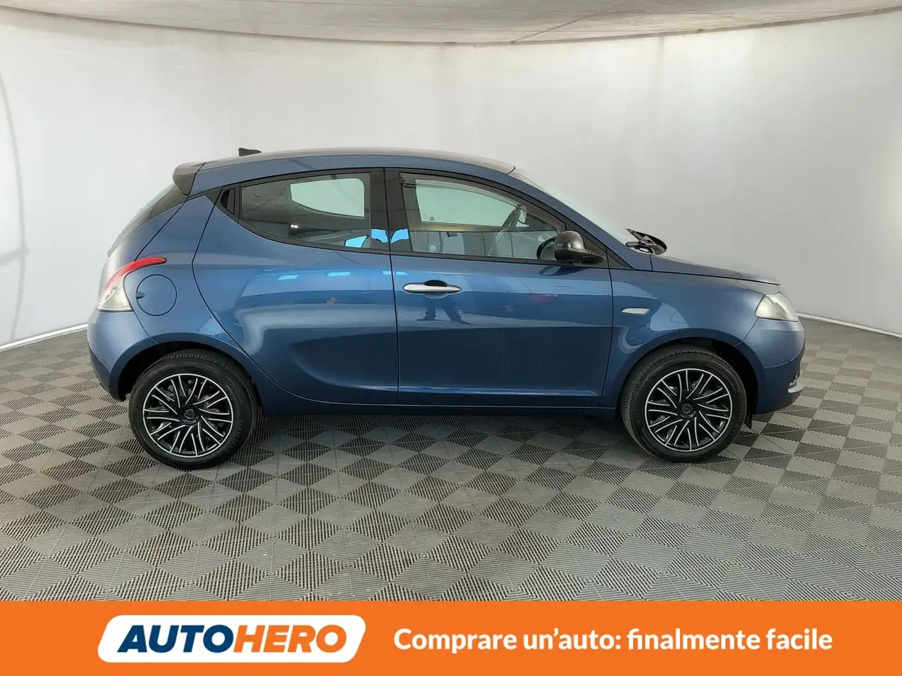Lancia Ypsilon 2023 — фото 7