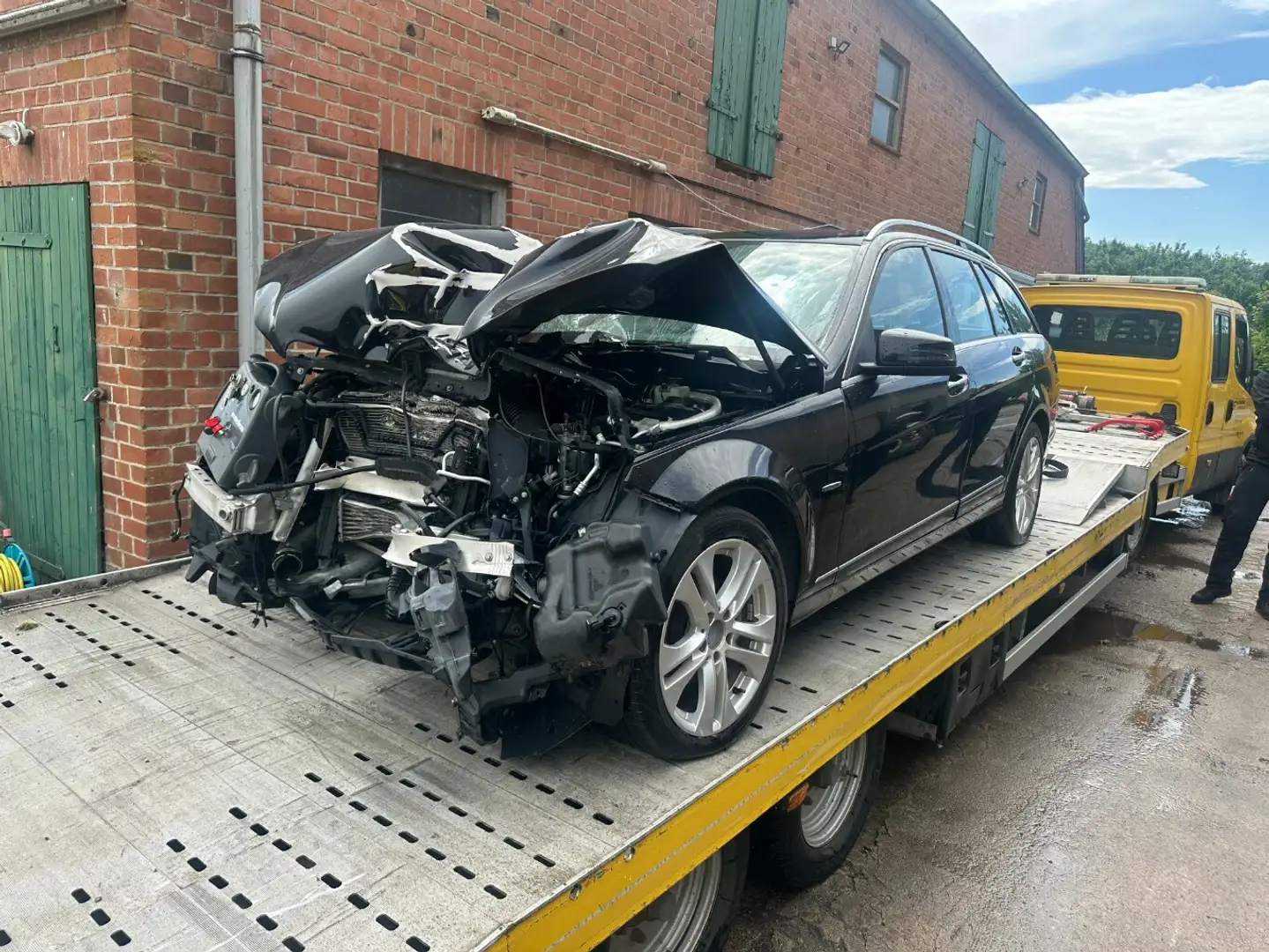 Mercedes-Benz C 200 T CGI BlueEfficiency - 1