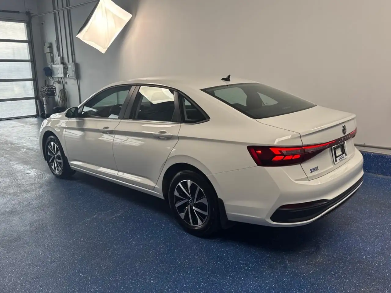Volkswagen Jetta снимка Volkswagen Jetta