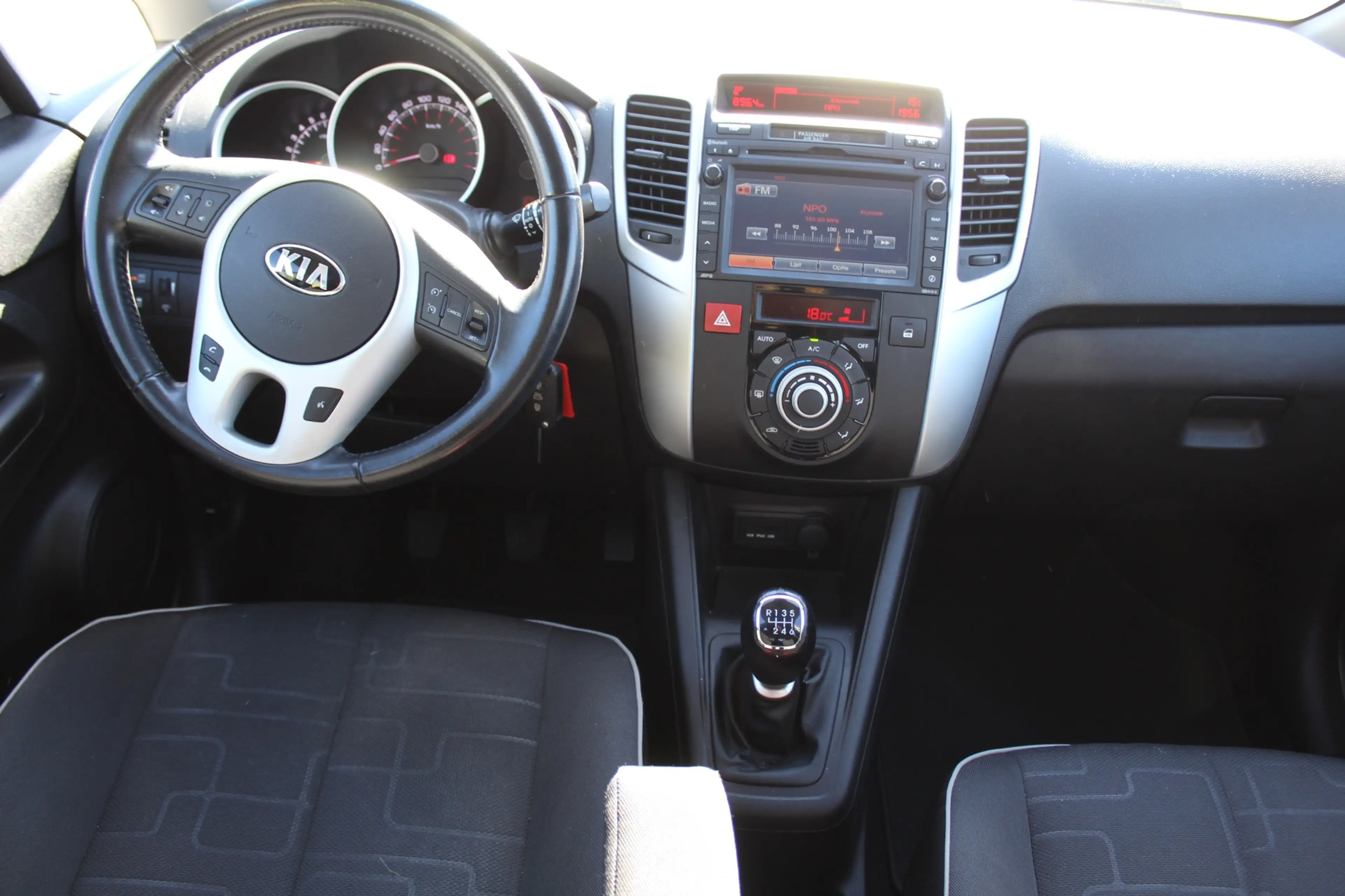 Kia Venga 1.6 CVVT First Edition 6 BAK PANO CAMERA GOED ONDE — photo 6
