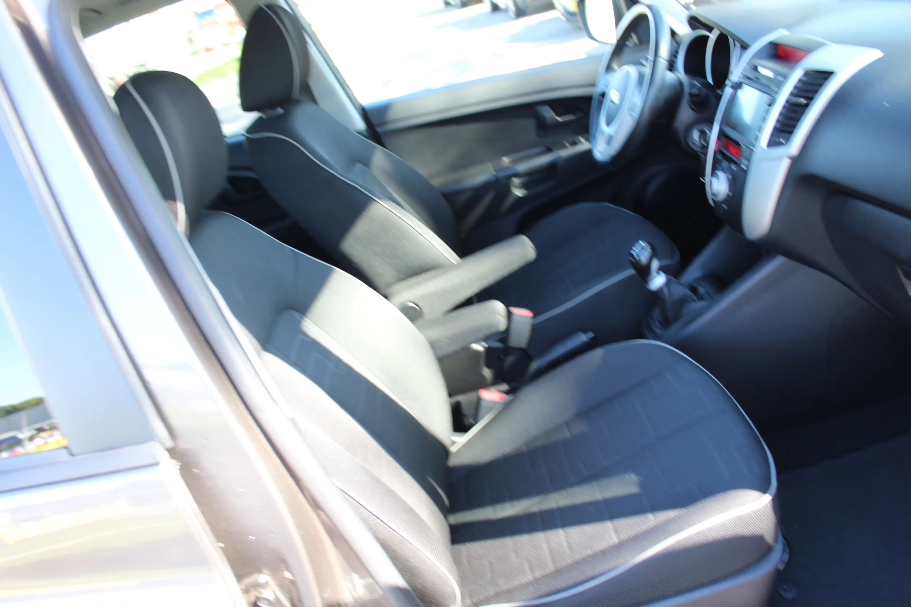 Kia Venga 1.6 CVVT First Edition 6 BAK PANO CAMERA GOED ONDE — photo 34