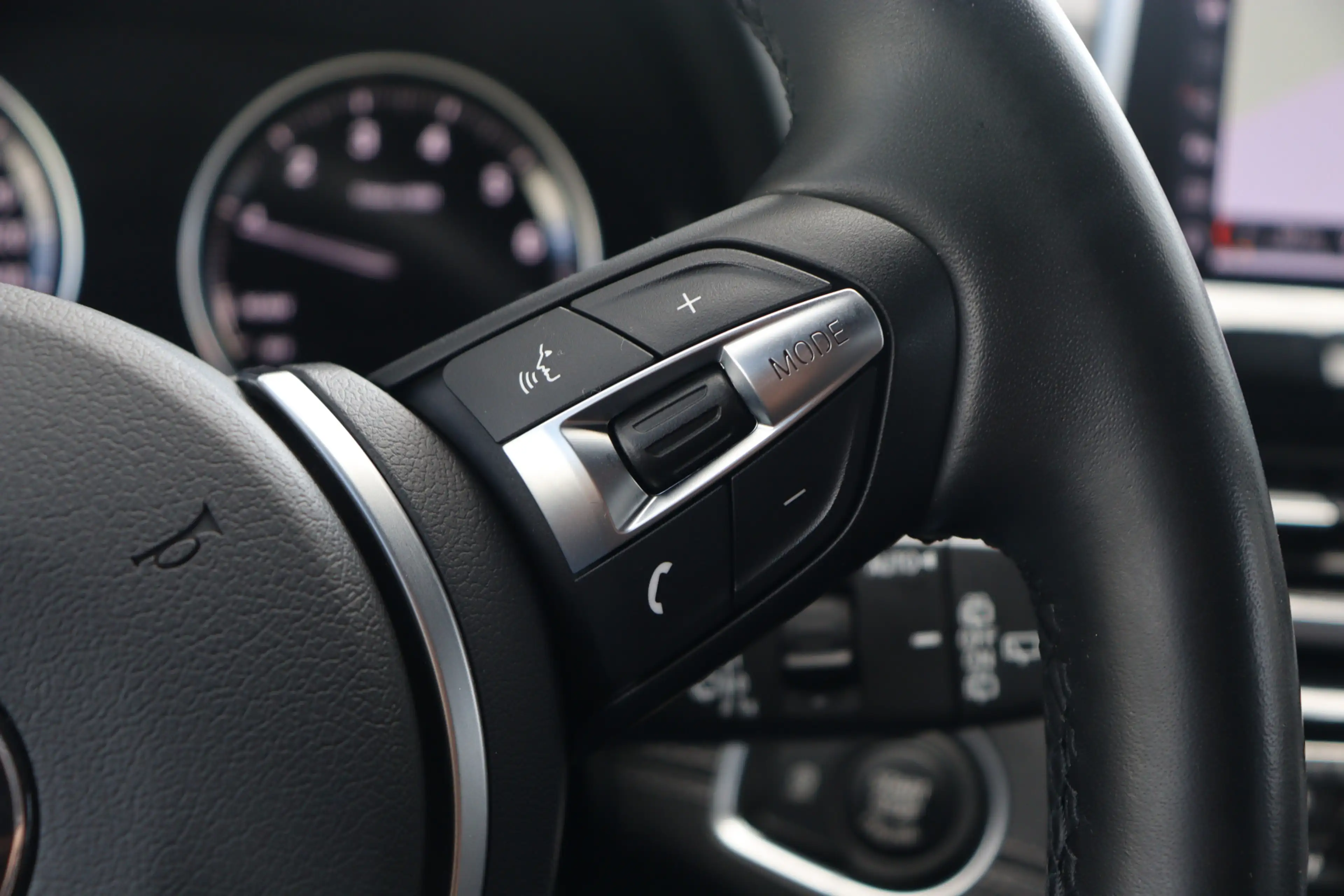 BMW X2 sDrive18i Executive | Camera | DAB | 18 Inch | — photo 21