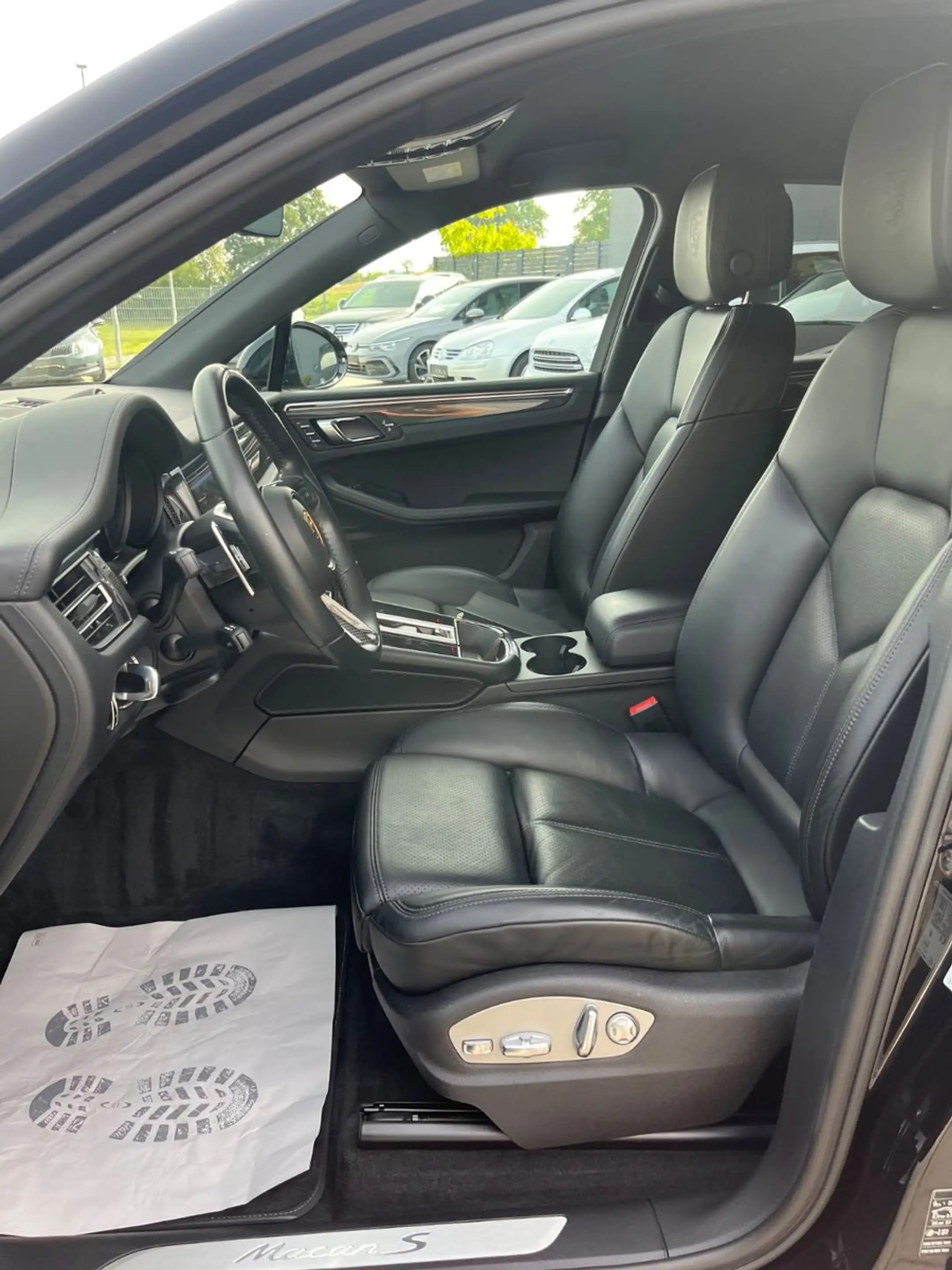 Porsche Macan S Sport Design Carbon Sport-Chrono — photo 12