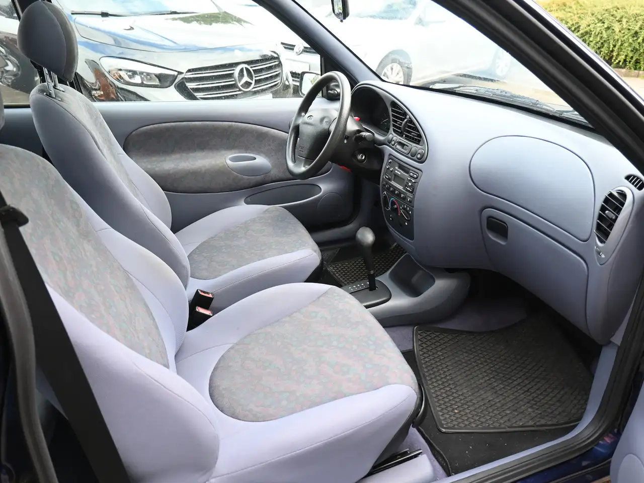 Ford Fiesta 1.3 Automatik SDach Serviceheft 1.Hand, foto 9