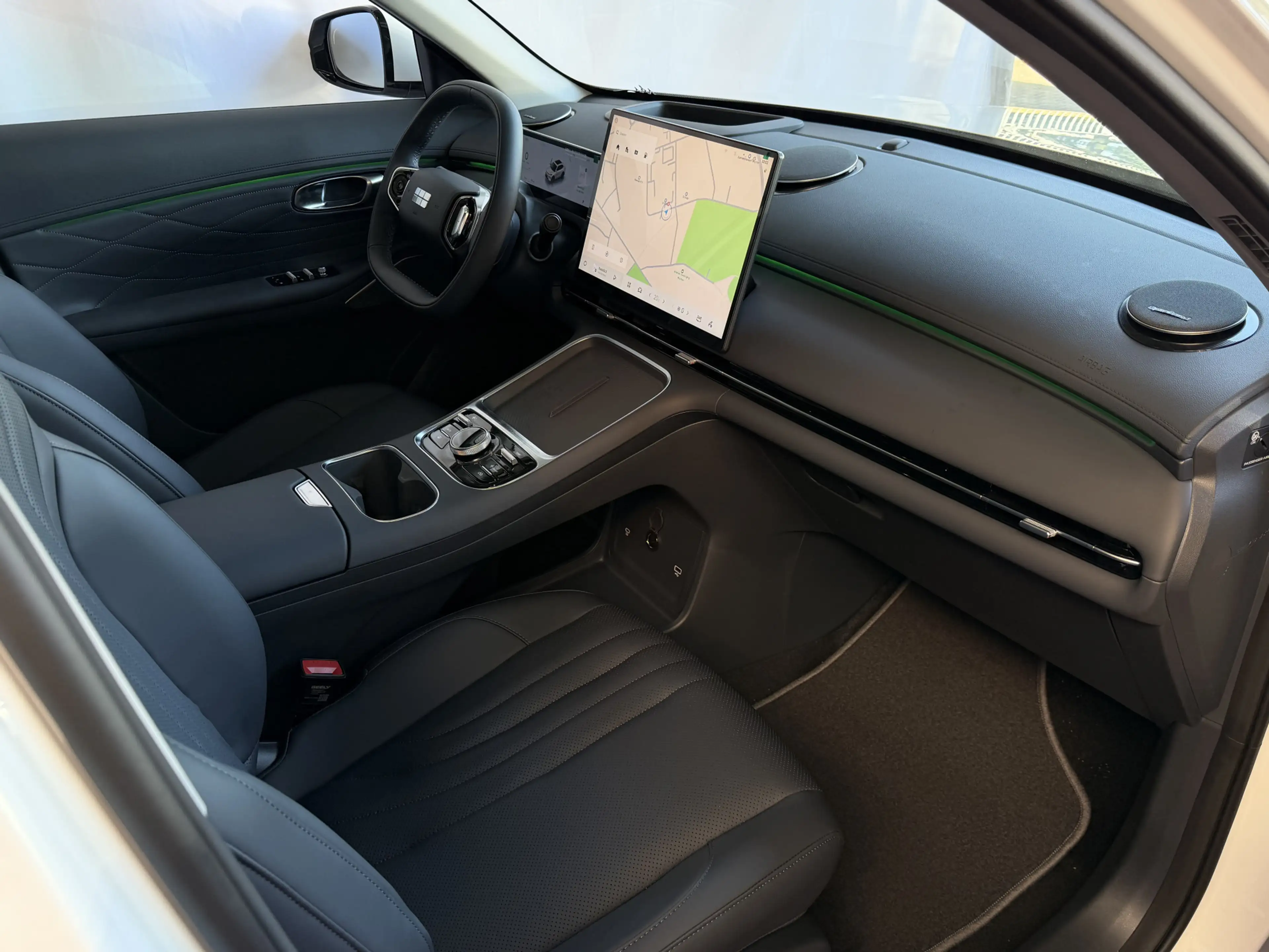 Geely Starray EM-i MAX+ PHEV LONG RANGE | 29,8 kWh ACCU | 136 KM WLTP — photo 34