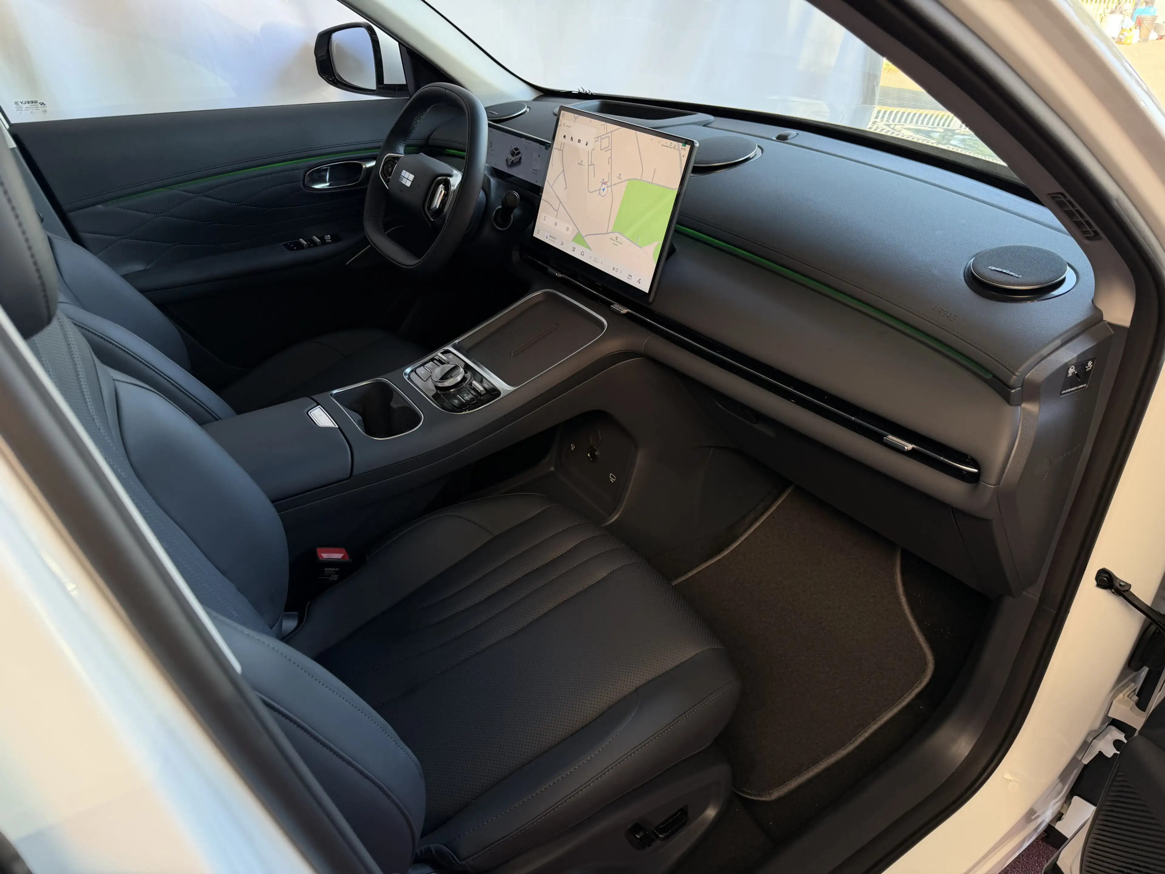 Geely Starray EM-i MAX+ PHEV LONG RANGE | 29,8 kWh ACCU | 136 KM WLTP — photo 33