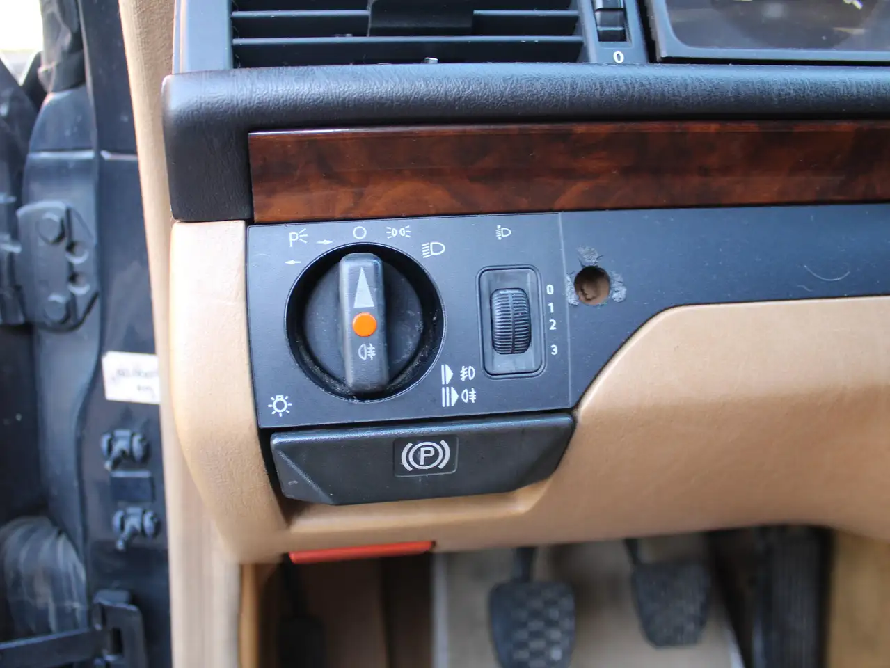 Mercedes-Benz 300 ce-24 (c124) completamente originale iscritta asi, foto 11