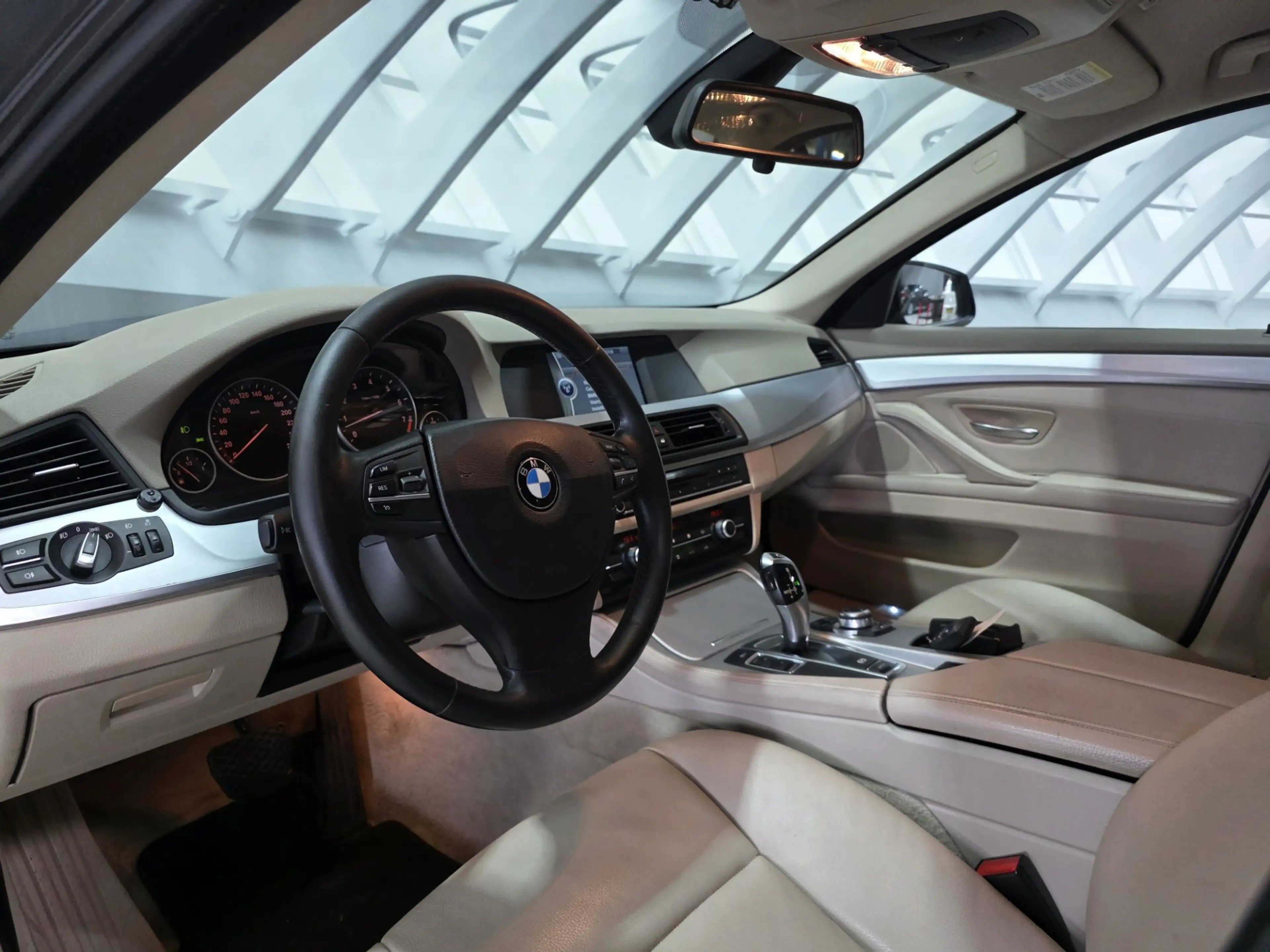 BMW 523 5-serie 523i Automaat Leer — photo 12