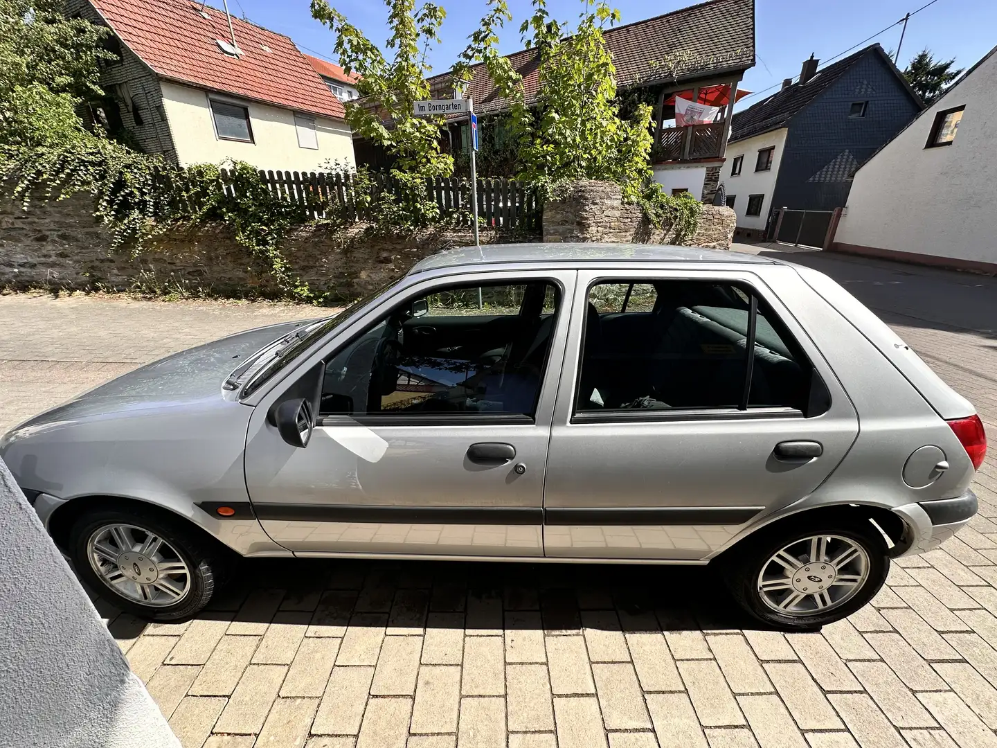 Ford Fiesta Futura 2 - 2