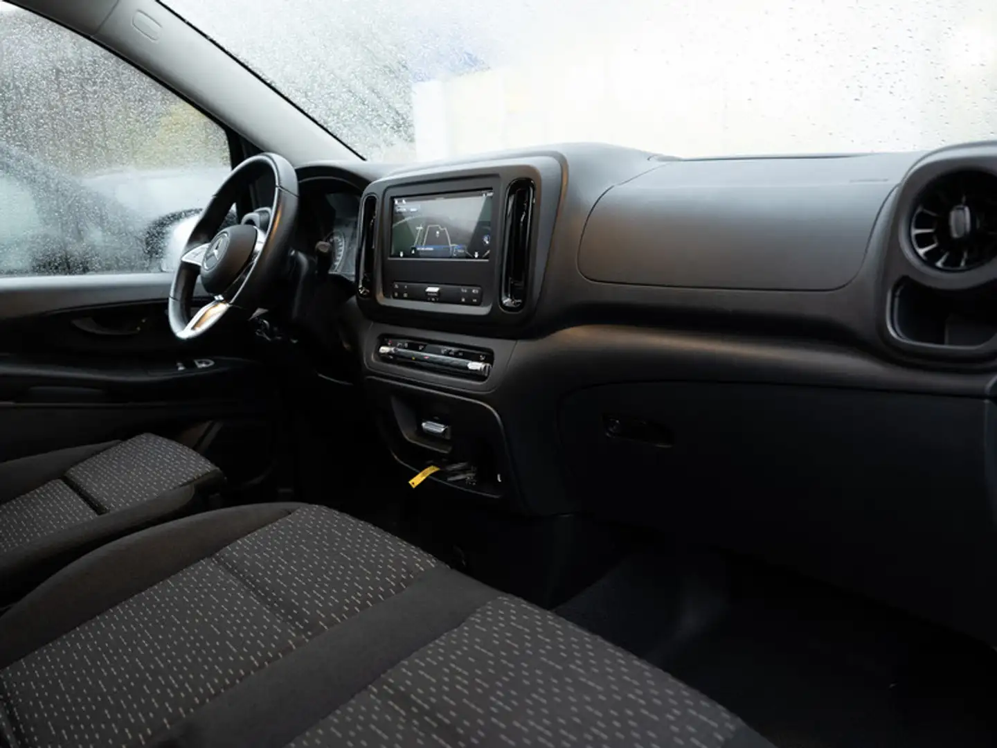 Mercedes-Benz Vito 119 Tourer/PRO/MOPF/Navi/MBUX/Totw/SHZ/Temp Schwarz - 2