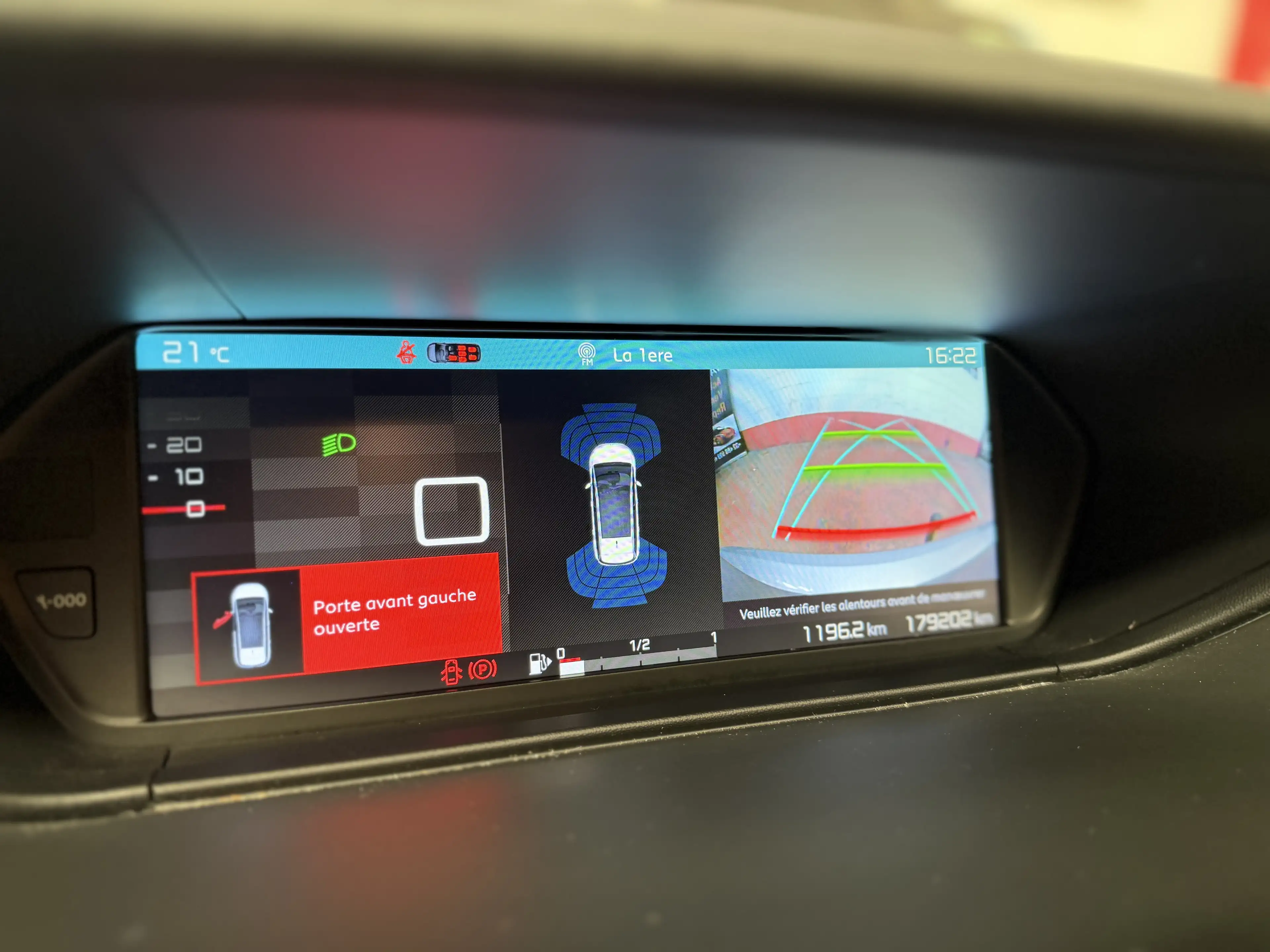 Citroen C4 SpaceTourer Diesel Euro 6d-Temp-EV — photo 8
