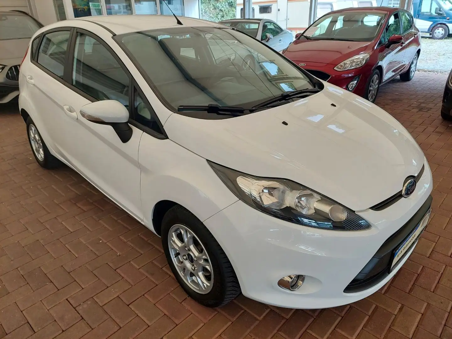 Ford Fiesta Klimaanlage USB 2.Hand Allwetterbereifung Bianco - 1