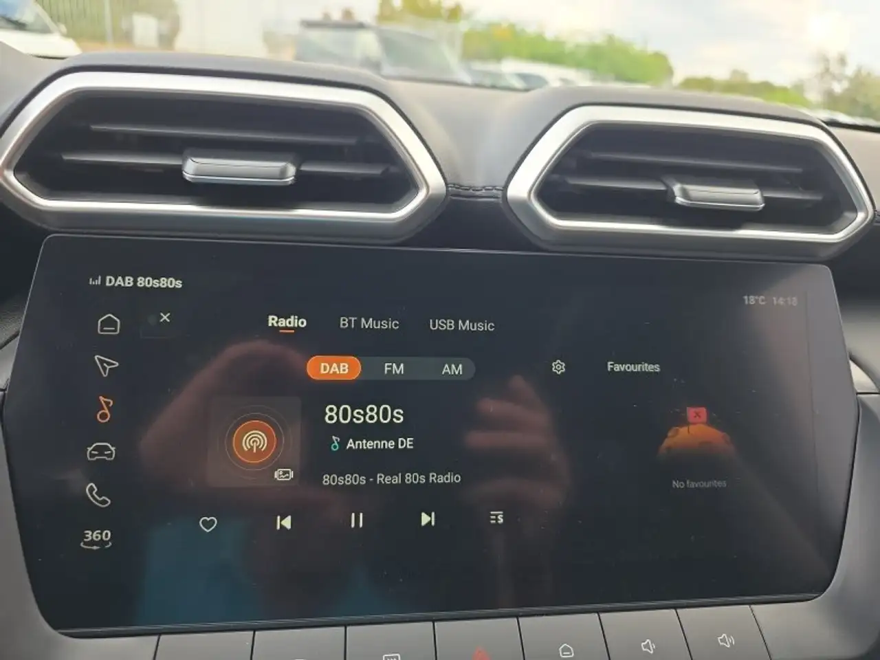 MG ZS Luxury 1,5 Hybrid+ 197PS Pano/18*Alu/LED/Navi/Lede, миниатюра 28