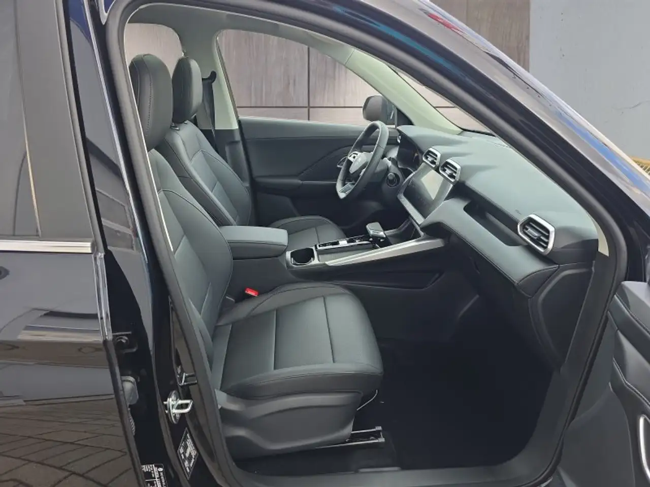 MG ZS Luxury 1,5 Hybrid+ 197PS Pano/18*Alu/LED/Navi/Lede, миниатюра 16