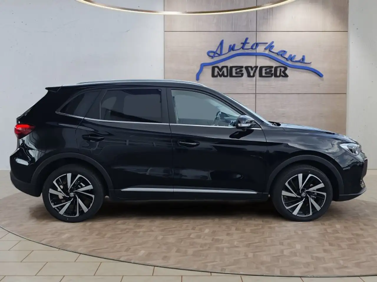 MG ZS Luxury 1,5 Hybrid+ 197PS Pano/18*Alu/LED/Navi/Lede, миниатюра 6