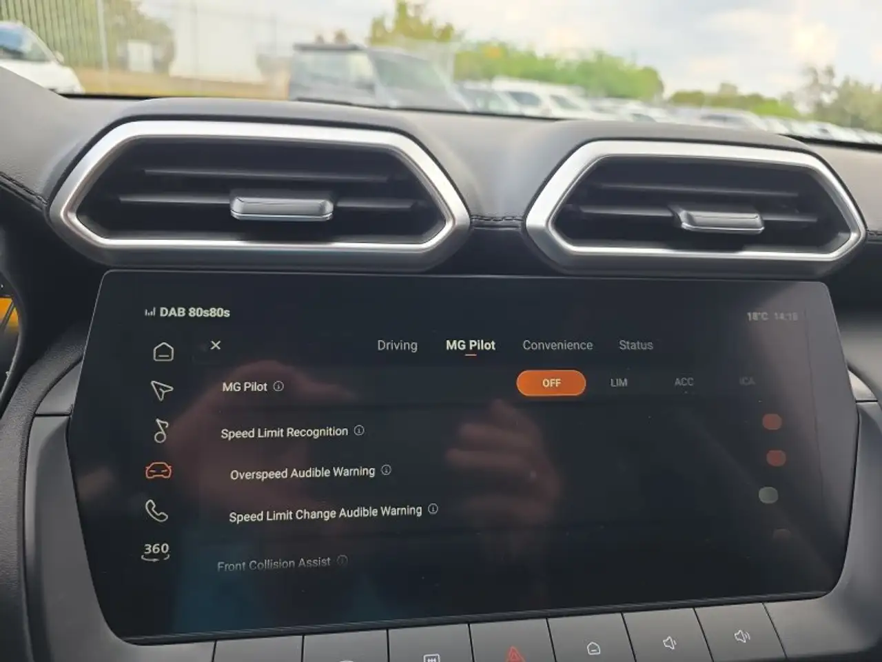MG ZS Luxury 1,5 Hybrid+ 197PS Pano/18*Alu/LED/Navi/Lede, миниатюра 30