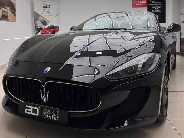 Maserati GranCabrio 4.7 V8 MC Automático