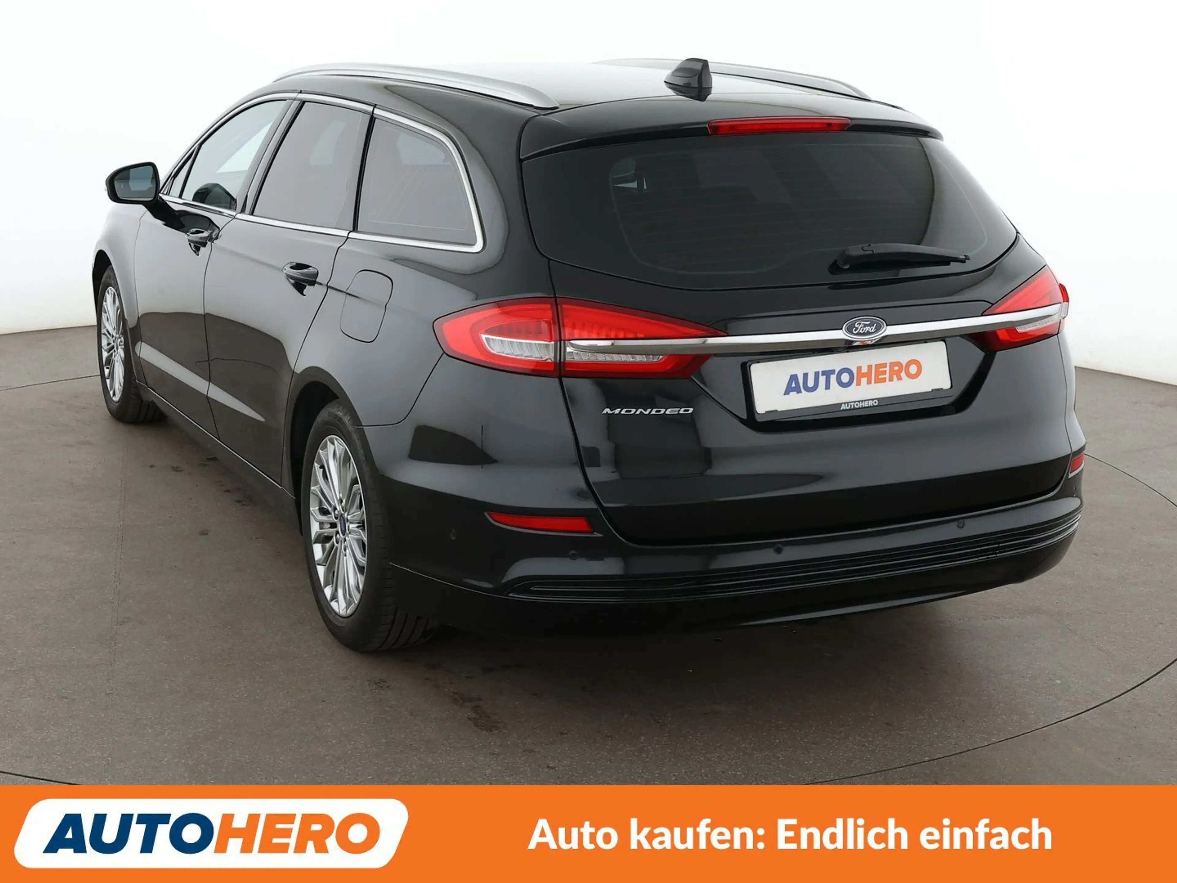 Ford Mondeo 2.0 TDCi EcoBlue Titanium Aut.*NAV*TEMPO*CAM*PLA* — photo 4