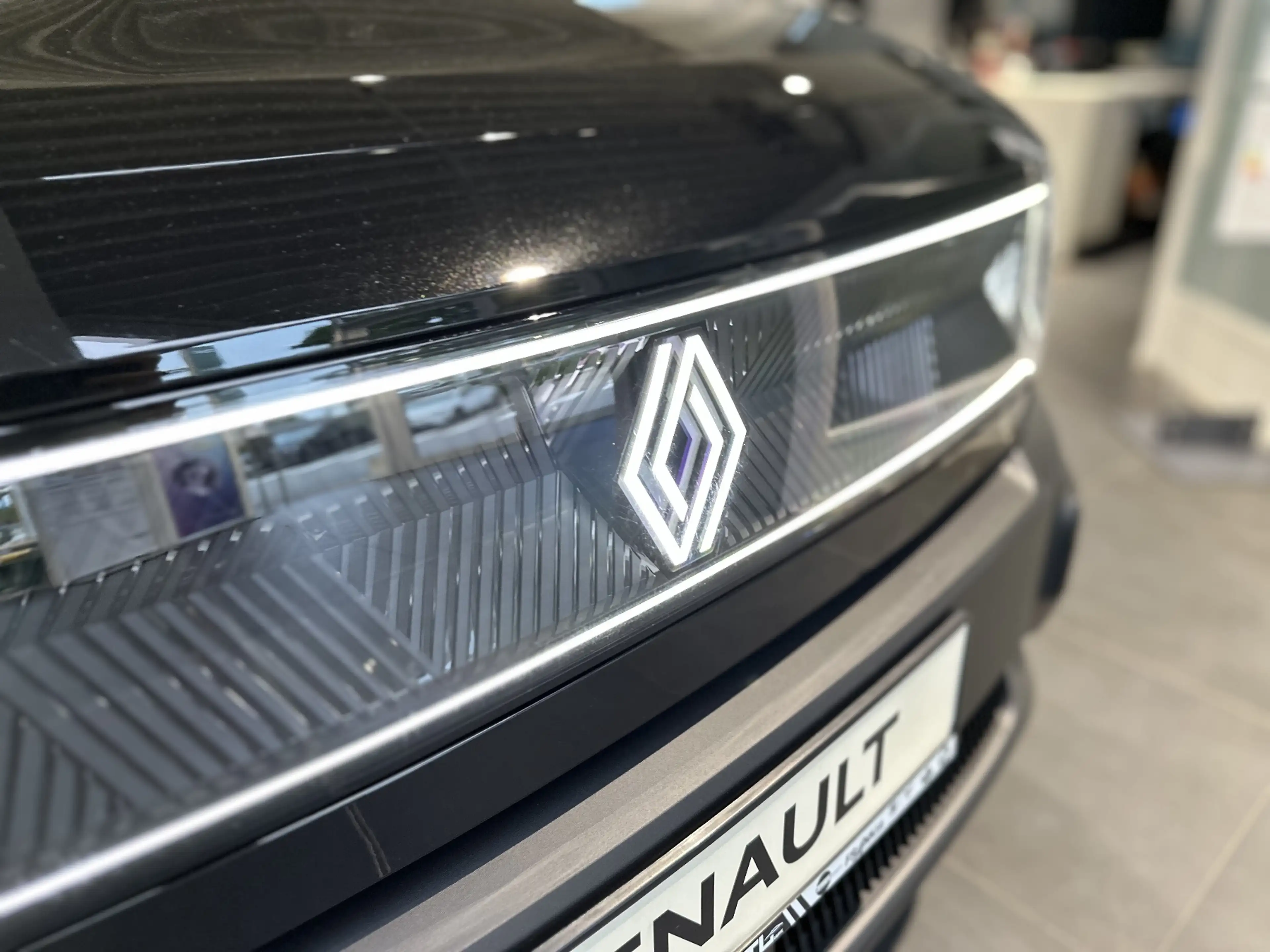 Renault R 4 Iconic 150 PS Comfort Range — photo 7