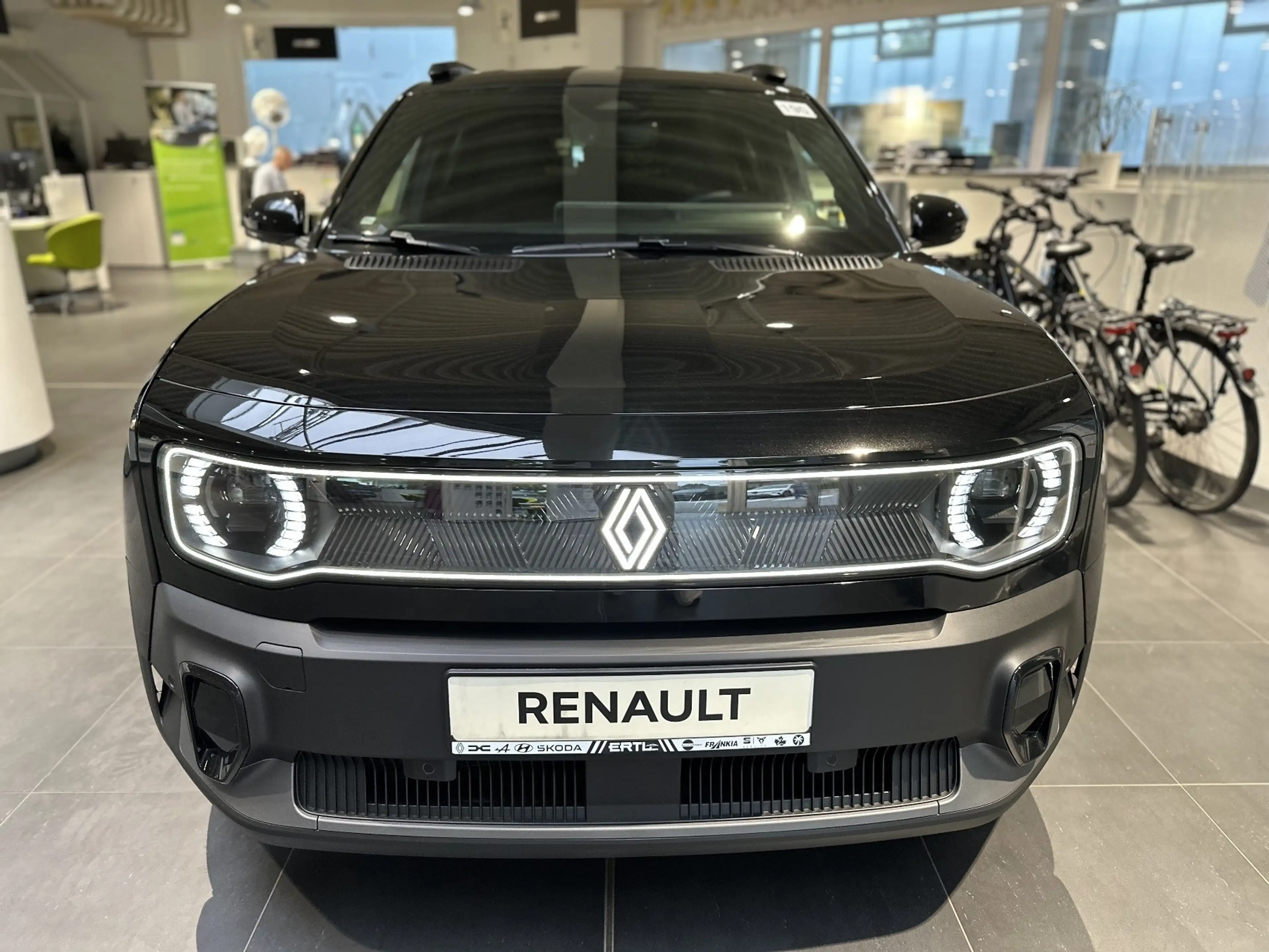 Renault R 4 Iconic 150 PS Comfort Range — photo 2