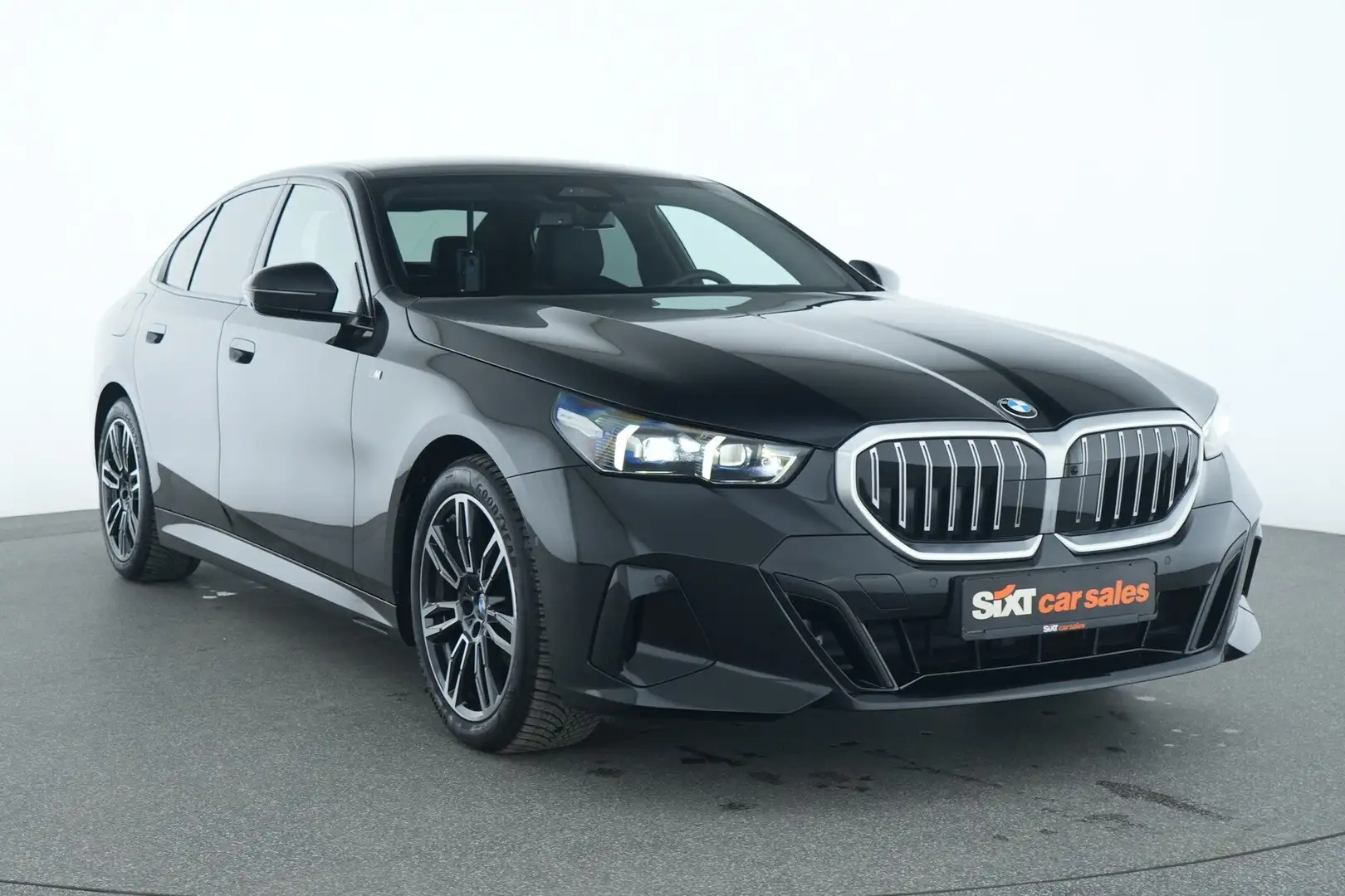 BMW 520 i M Sport Lt|ACC|PAs+360ha&ka|4xSHZ|el.Si Schwarz - 1