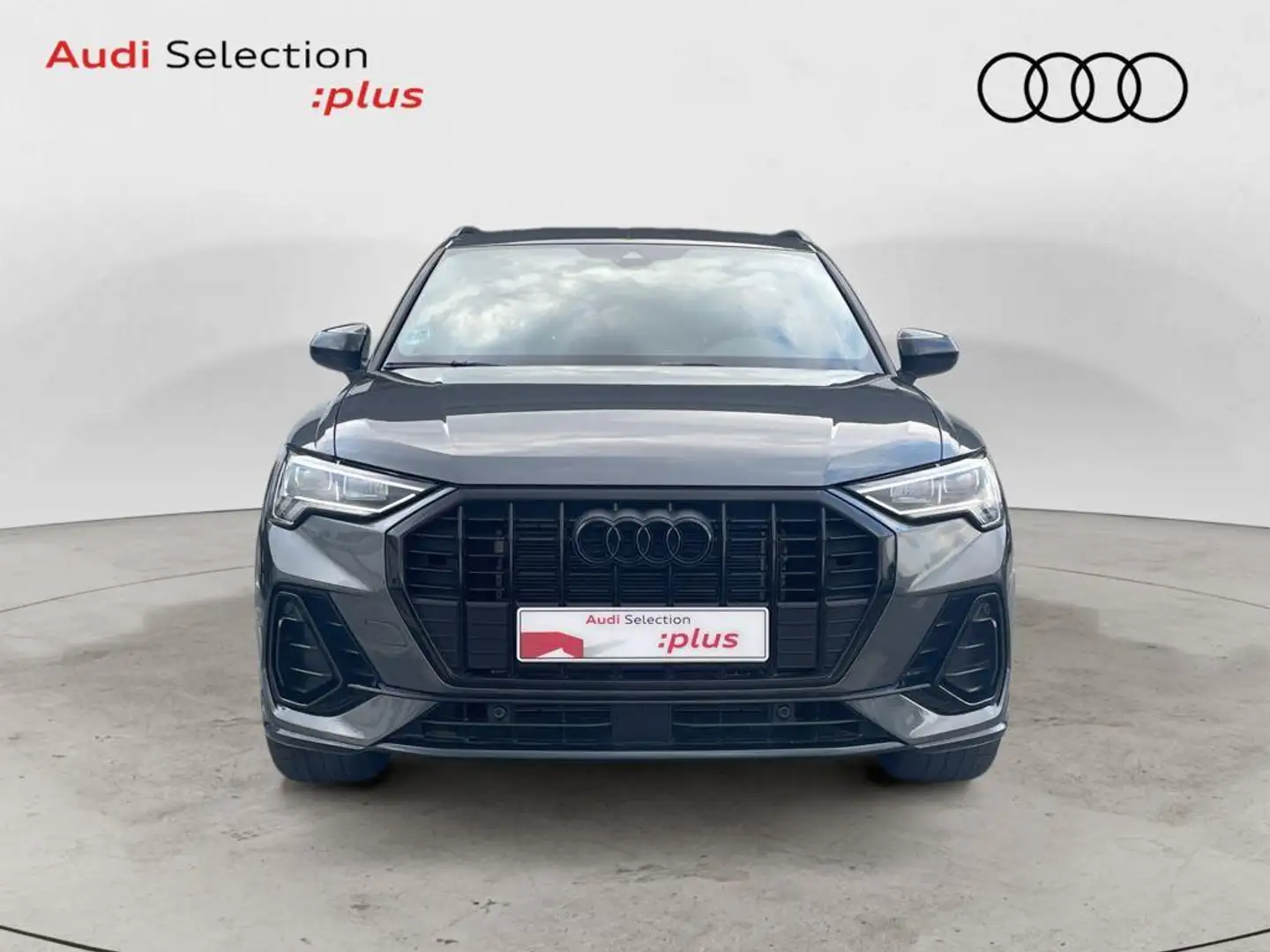 Audi Q3 35 TFSI Black line S tronic Gris - 2