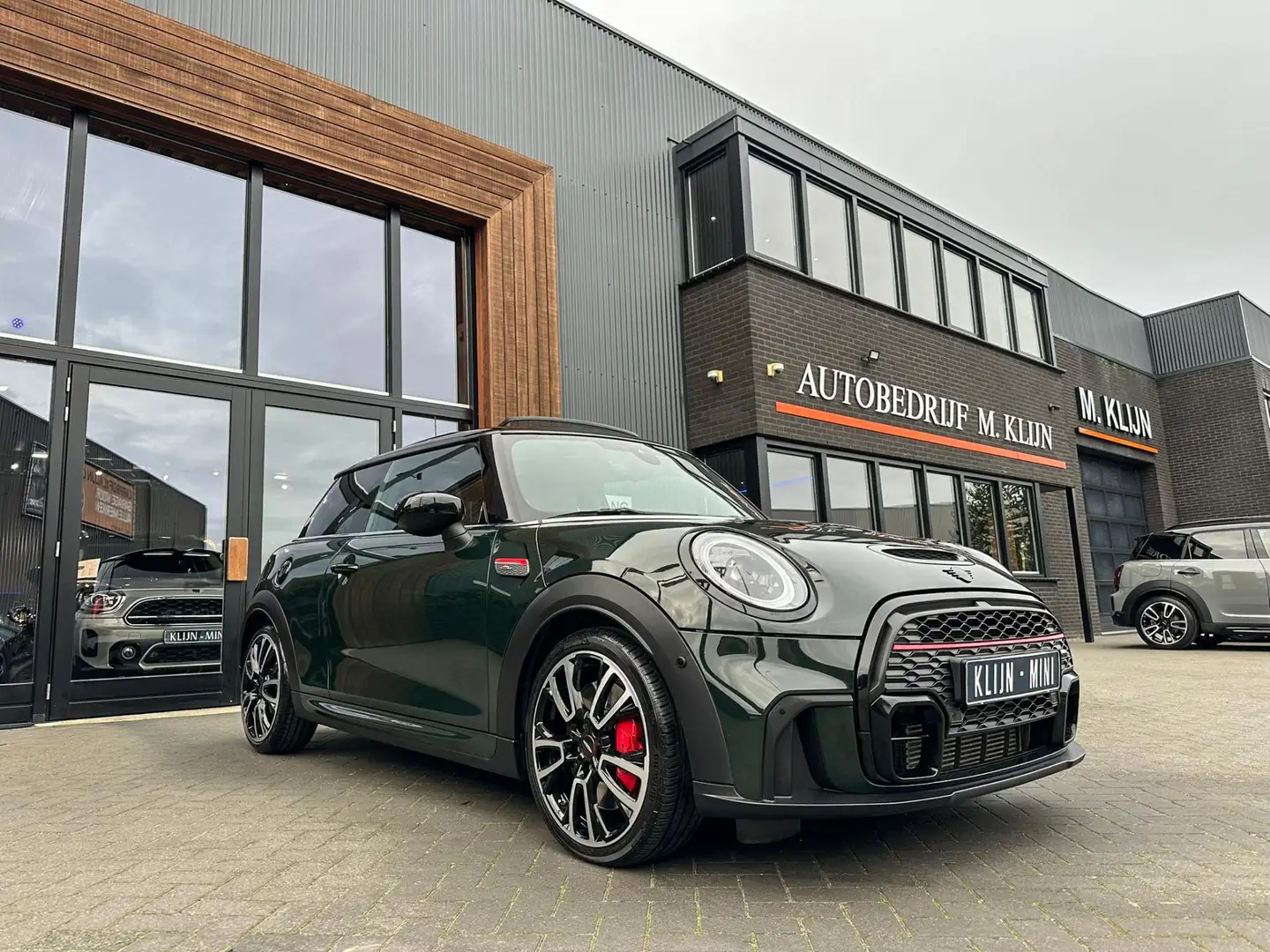 MINI John Cooper Works Mini 2.0 JCW Pack F1 aut 231pk/Camera/Pano/Hk/Unie Groen - 1