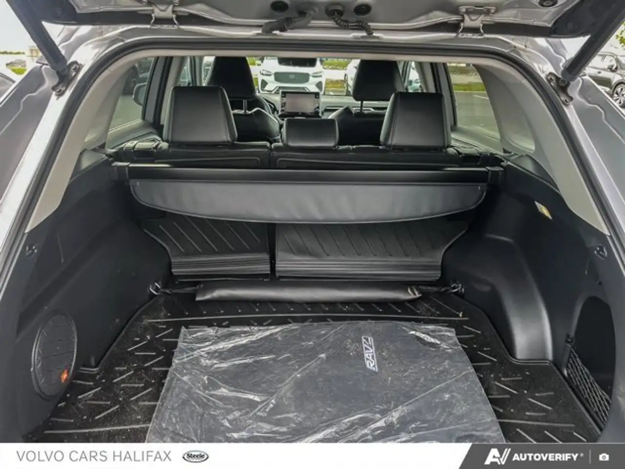 Toyota RAV 4 photo Toyota RAV 4