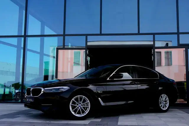 BMW 520 e PHEV Aut. *Driving Assistant & Live Cockpit Pro