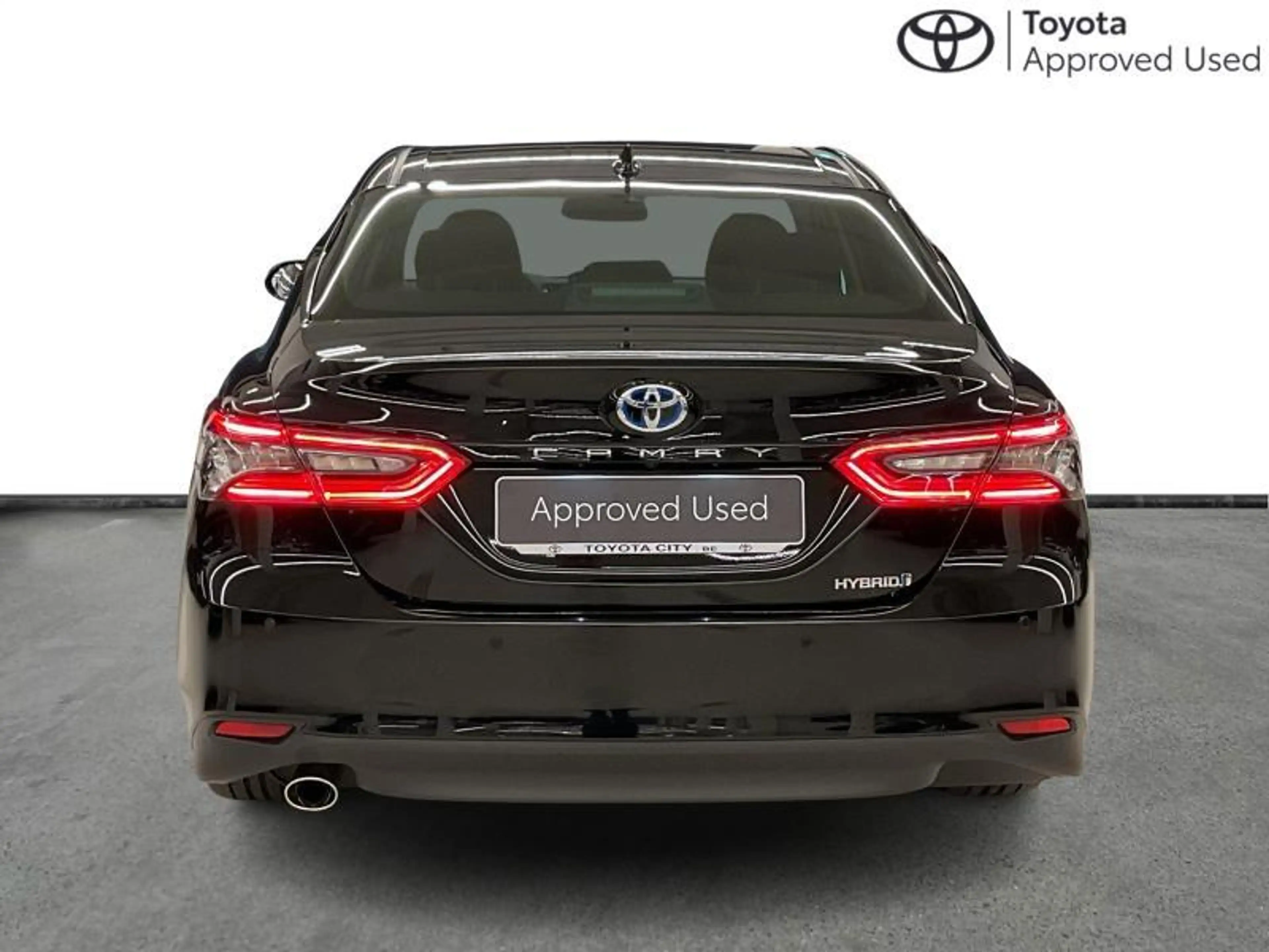 Toyota Camry Premium Plus — photo 4