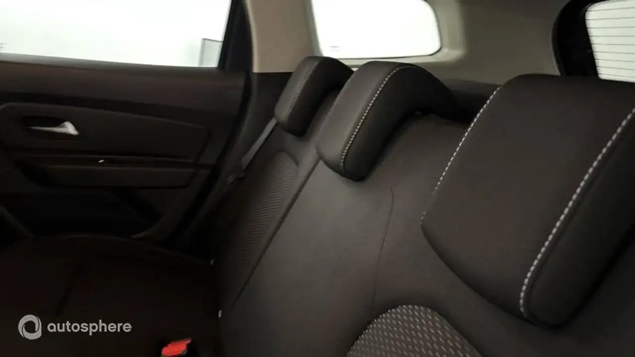 Dacia Duster — photo 13