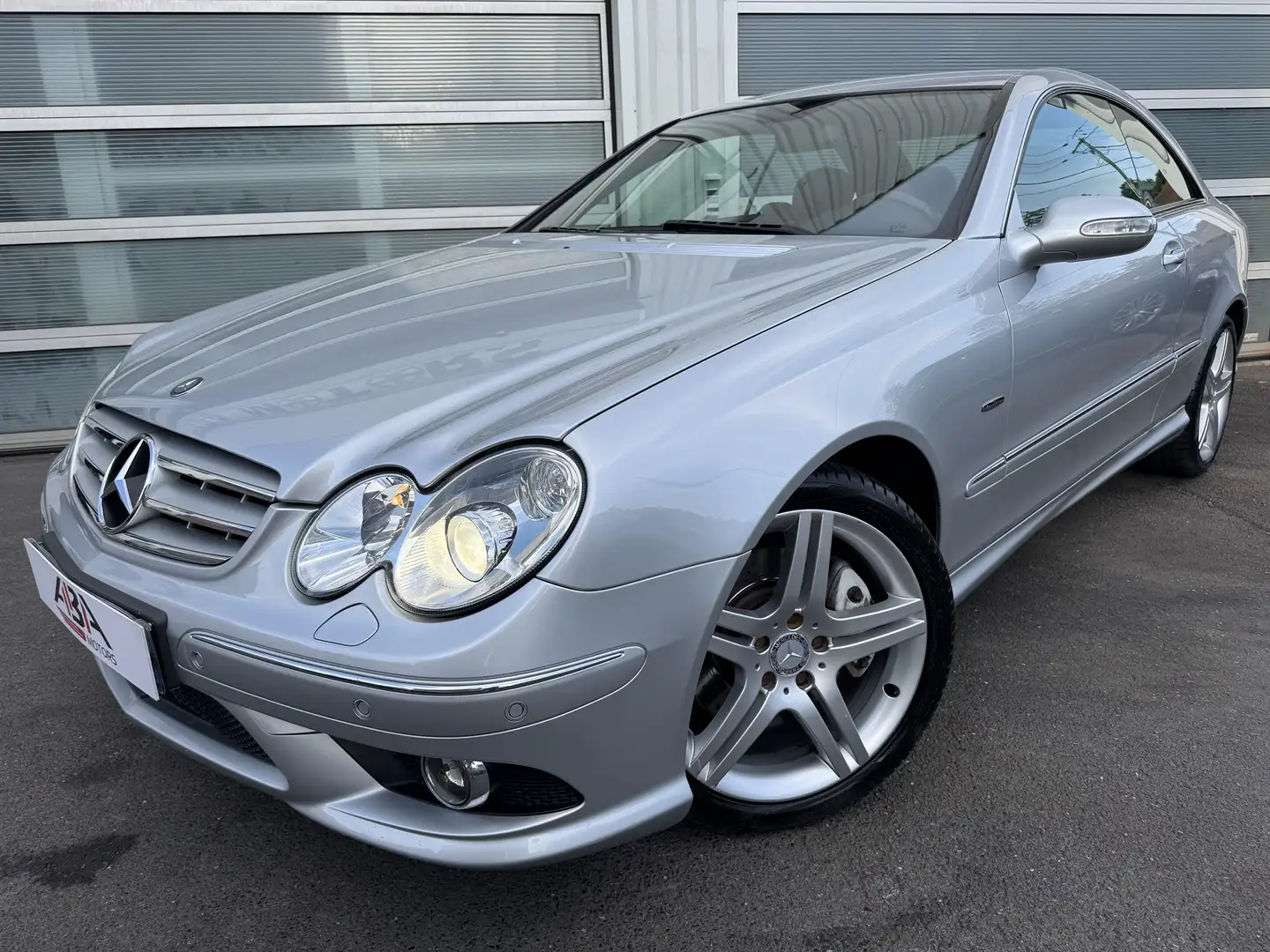 Mercedes-Benz CLK 220 AMG GRAND EDITION - 1