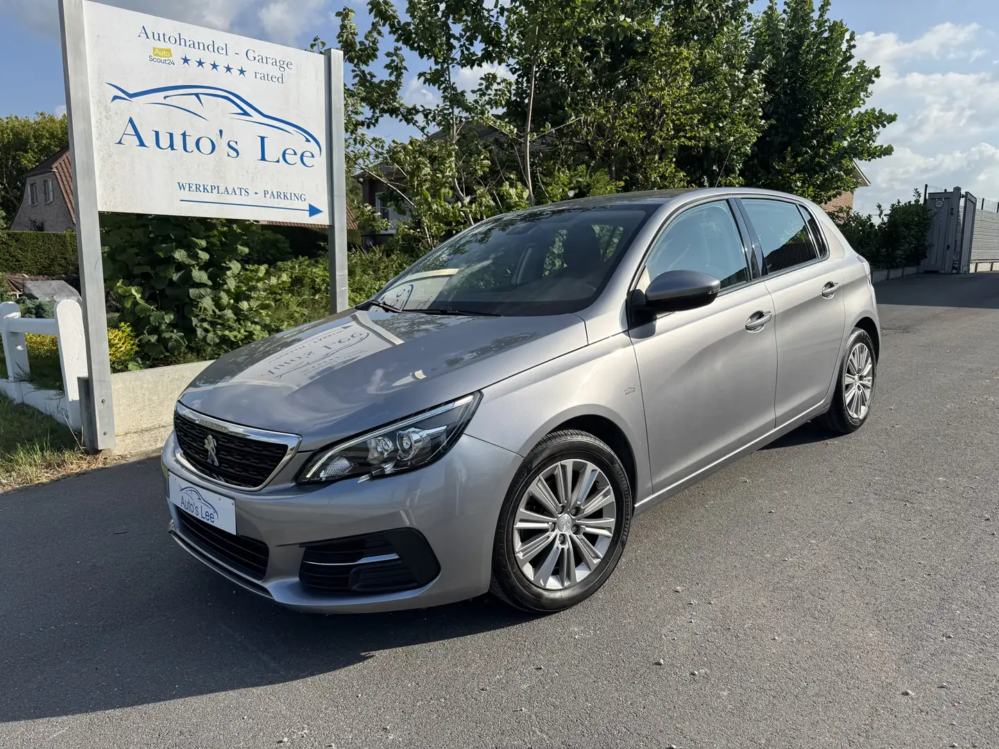 Peugeot 308 1.2/Carplay/Camera/cruisecontrol/gps/nieuwstaat/ Grau - 1