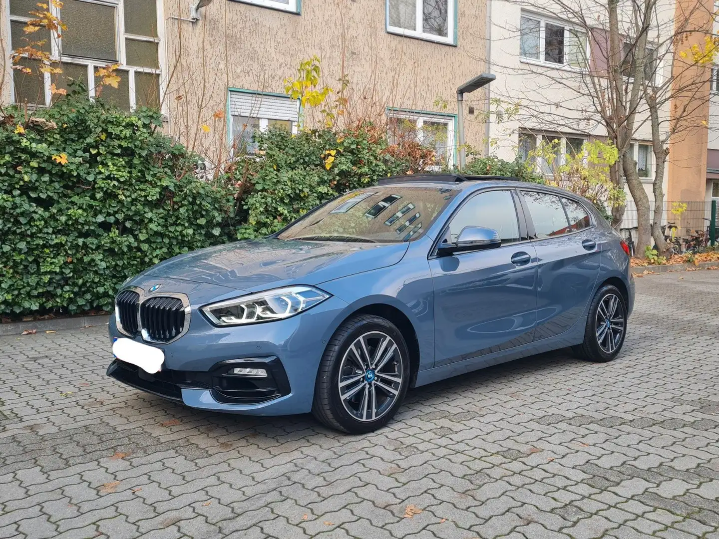 BMW 118 i M.paket,PANO,CAM,HUD,ASSISTANT Grau - 1