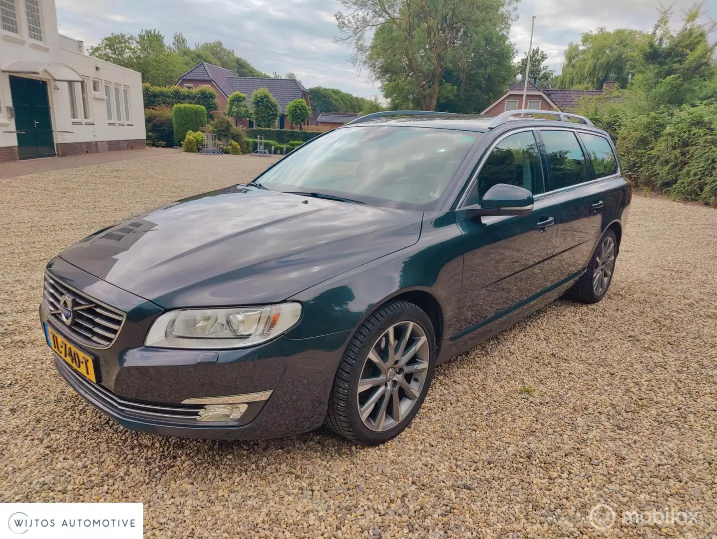 Volvo V70 2.0 T5 Summum Bi-Fuel Gris - 1