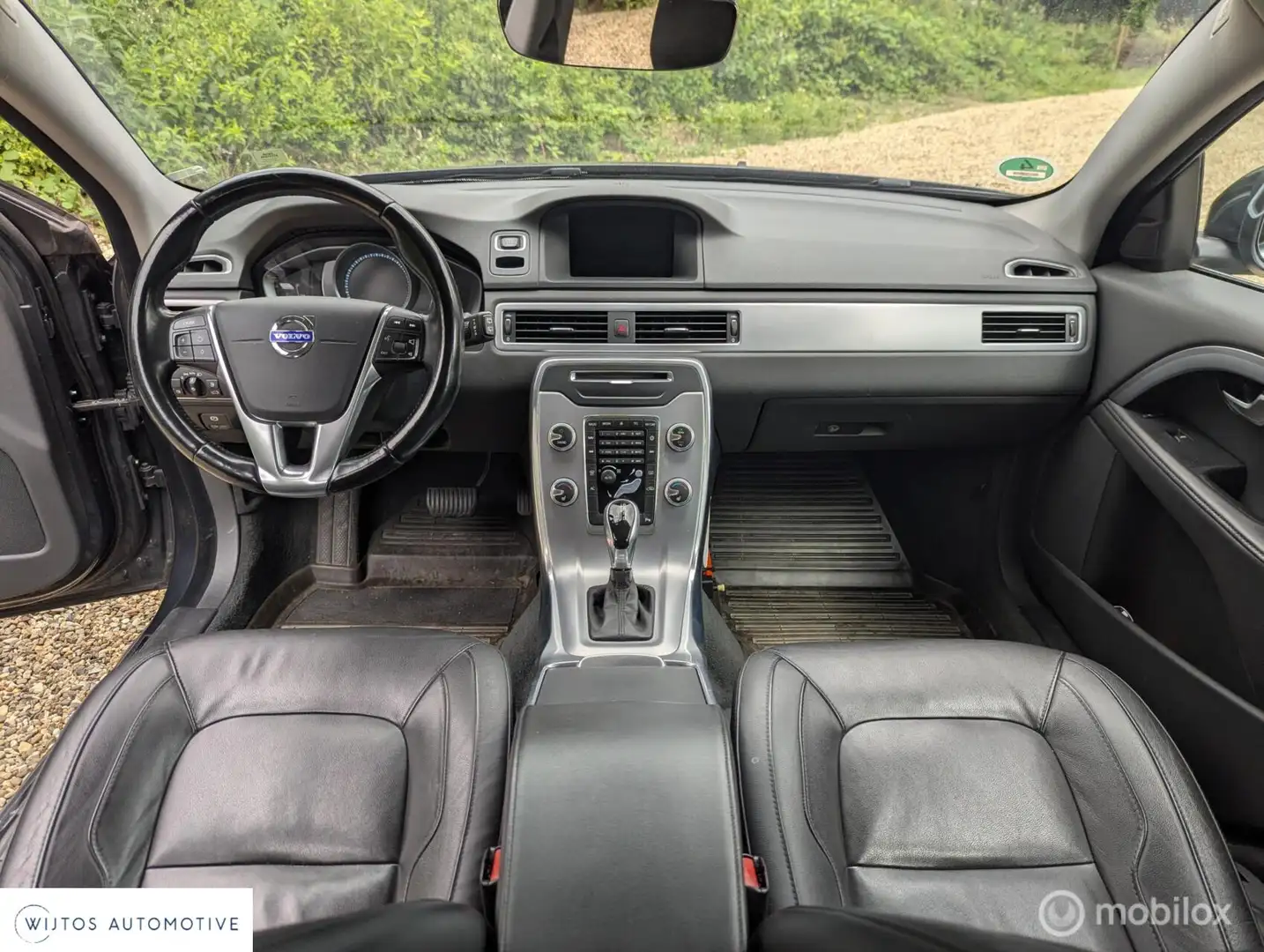 Volvo V70 2.0 T5 Summum Bi-Fuel Gris - 2