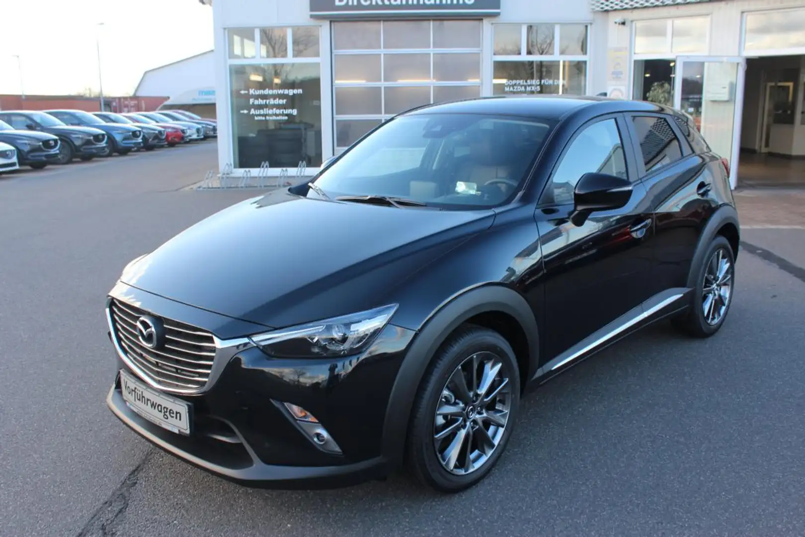 Mazda CX-3 SkyG 120 KizokuIntense Schwarz - 1