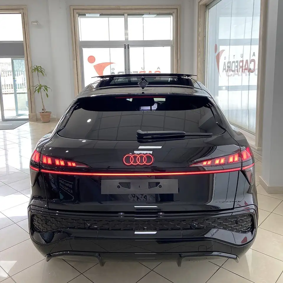 Audi Q3 Sportback 35tdi Identity Black |tetto+matrix+pelle 5