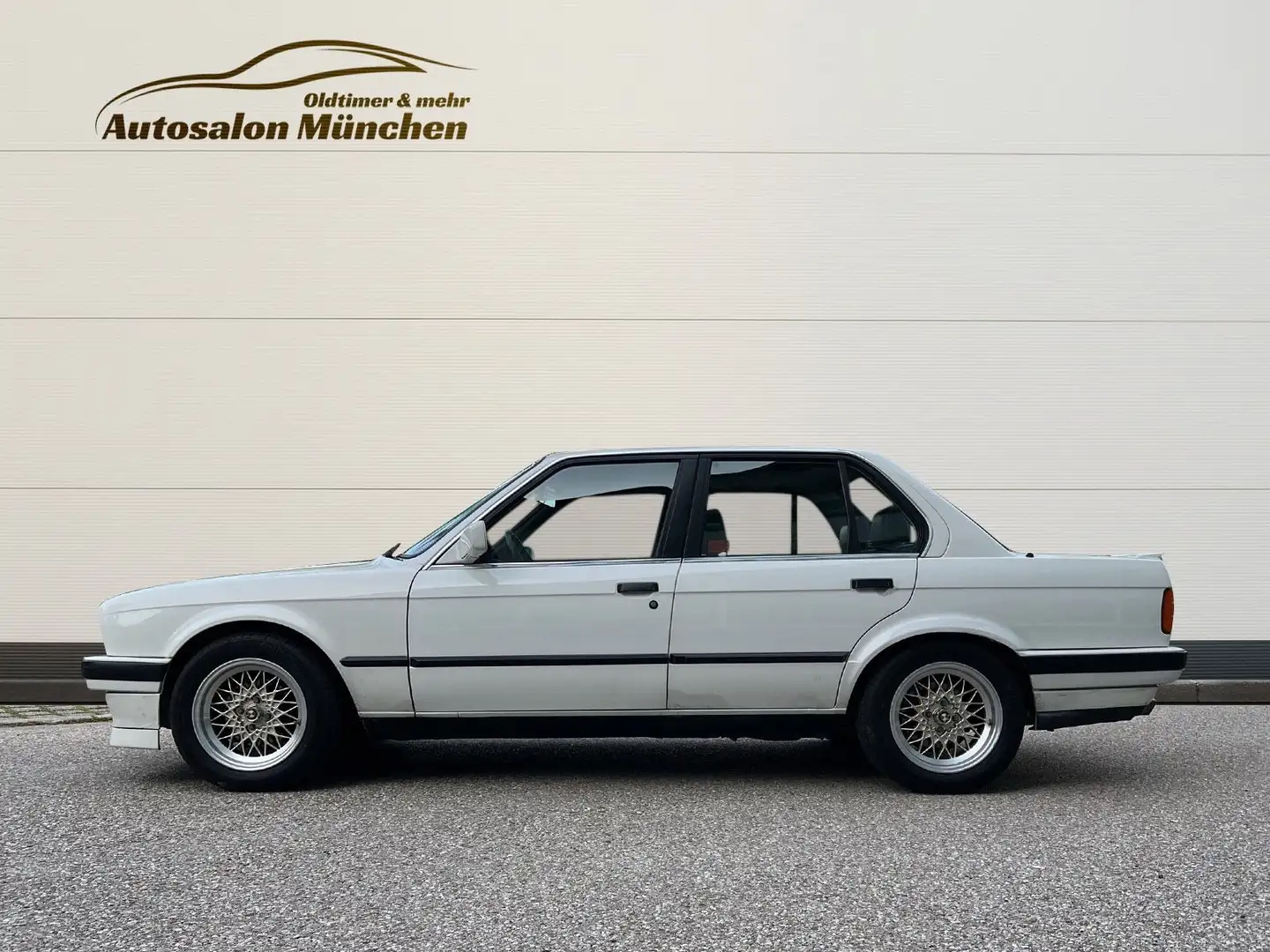 BMW 325 E30 325i - 2.Hand/MTechnik/Schalter/Leder/SSD Weiß - 2
