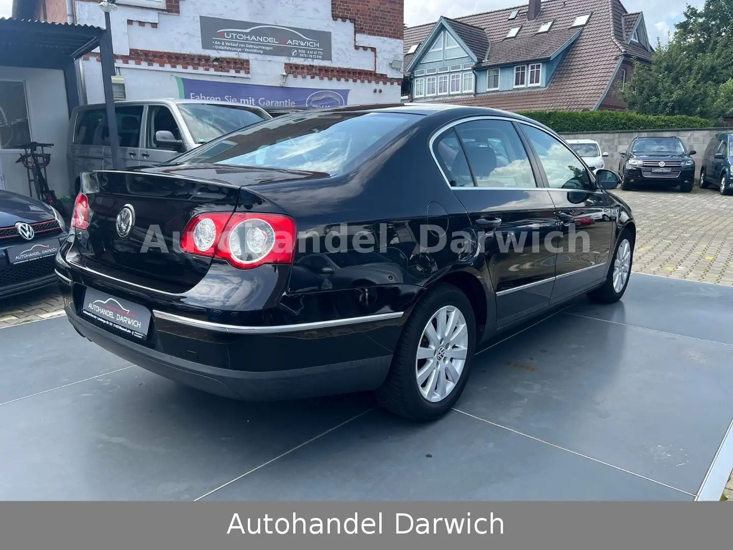 Volkswagen Passat Lim. Comfortline 2.0 TDI Schwarz - 2
