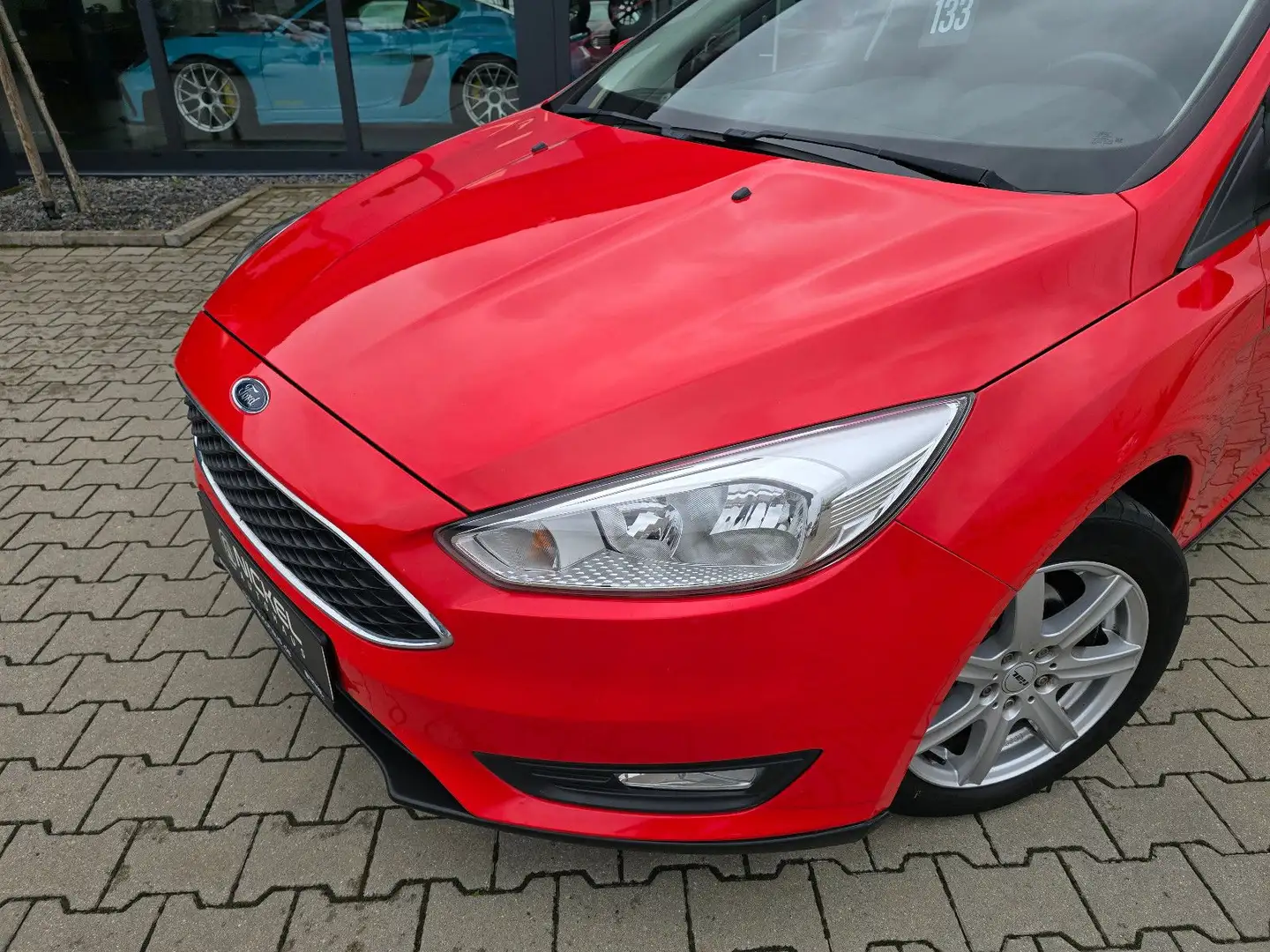 Ford Focus Turnier Business*Navi*Pdc*Winterpaket*TOP* Rot - 2