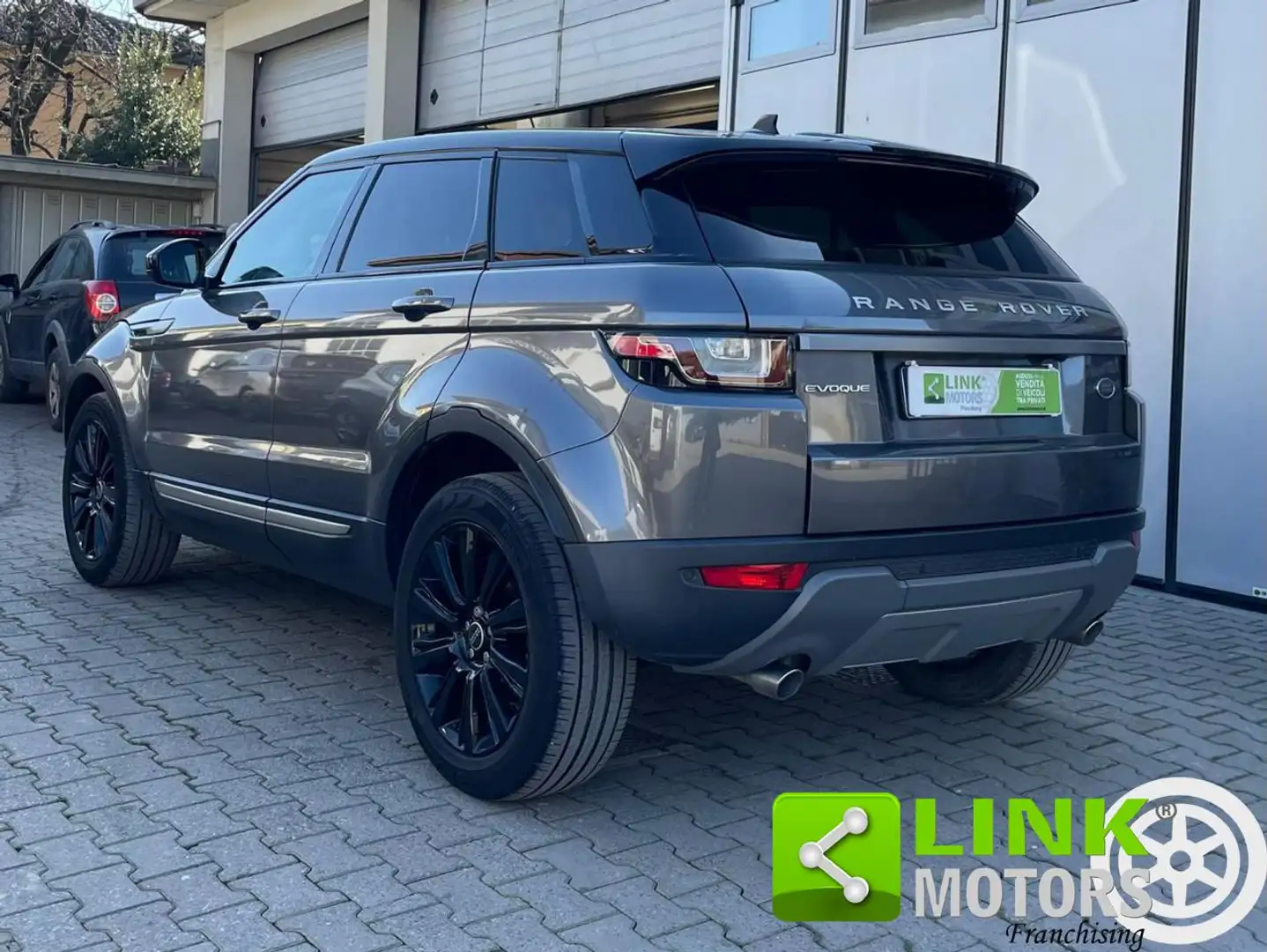 Land Rover Range Rover Evoque 2.0 TD4 150 CV 5p. Pure Grigio - 2