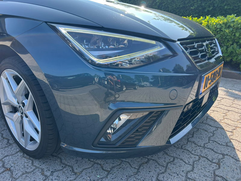 SEAT Ibiza 1.0 TSI FR Navu, cruise, camera, LED — photo 19