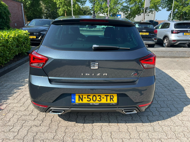 SEAT Ibiza 1.0 TSI FR Navu, cruise, camera, LED — photo 14