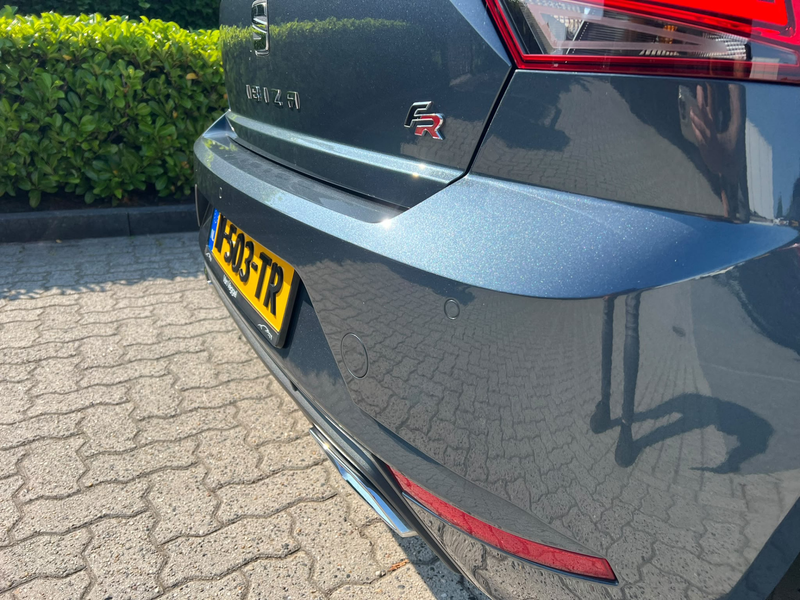 SEAT Ibiza 1.0 TSI FR Navu, cruise, camera, LED — photo 16