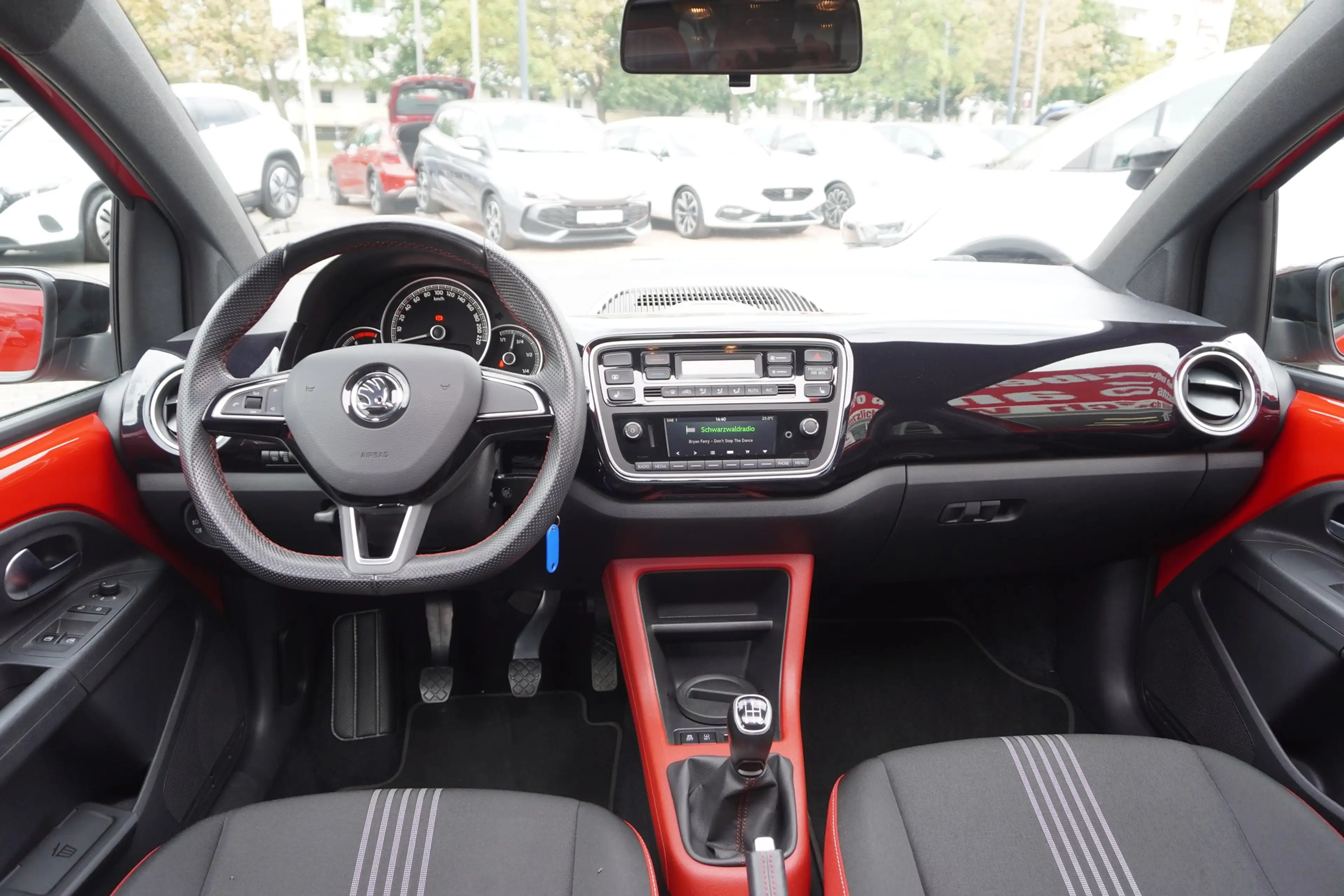 Skoda Citigo 1.0 MPI Monte Carlo DAB PDC Panorama — photo 12
