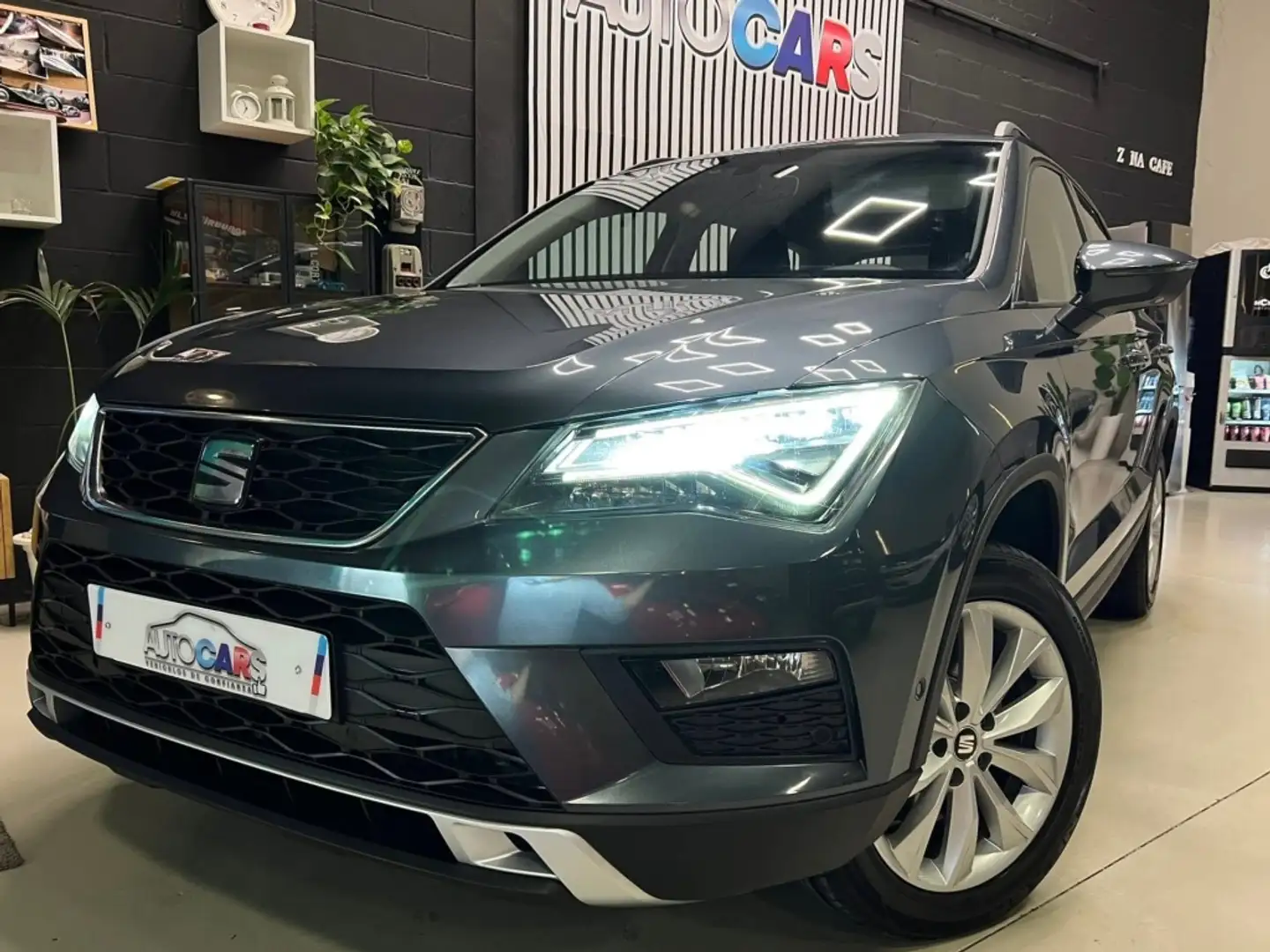 SEAT Ateca 1.6TDI CR S&S Ecomotive Xcellence Gris - 1