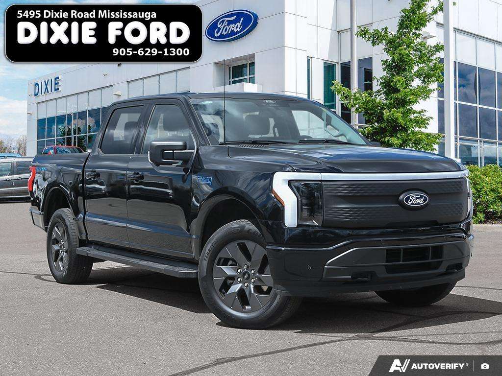 2025 Ford F-150 Lightning FLASH EXT RANGE, TAILGATE STEP